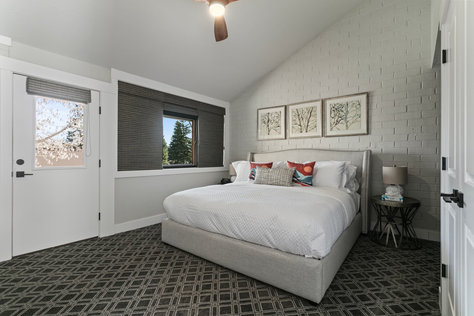 Captain Molly - Image 9