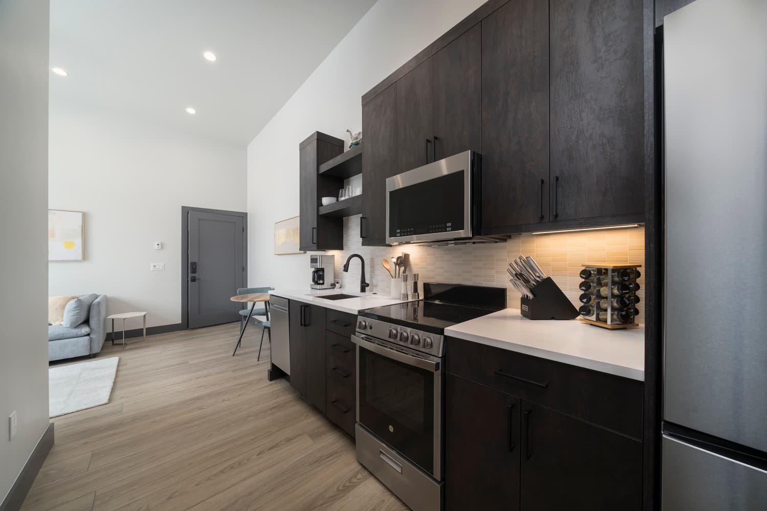 Mountain Retreat Residence - Image 3