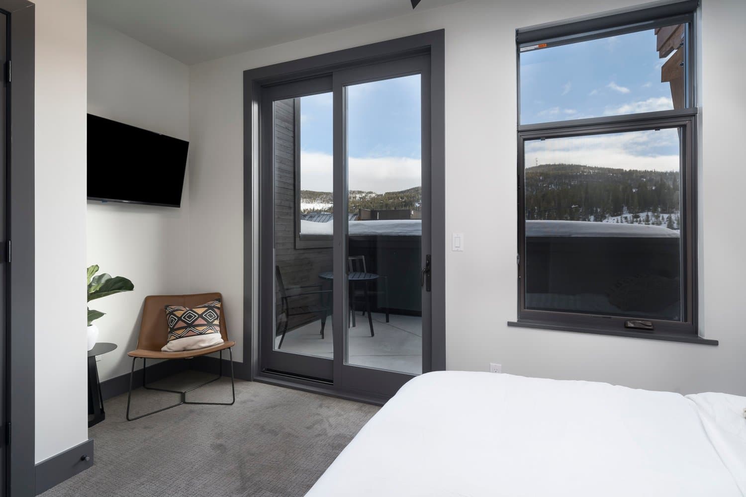 Hilltop Haven - Image 6