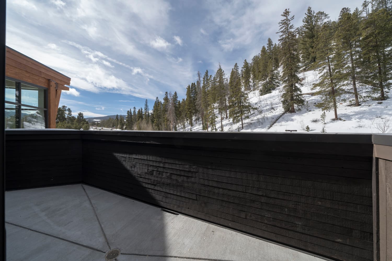 Summit Sanctuary - Image 9