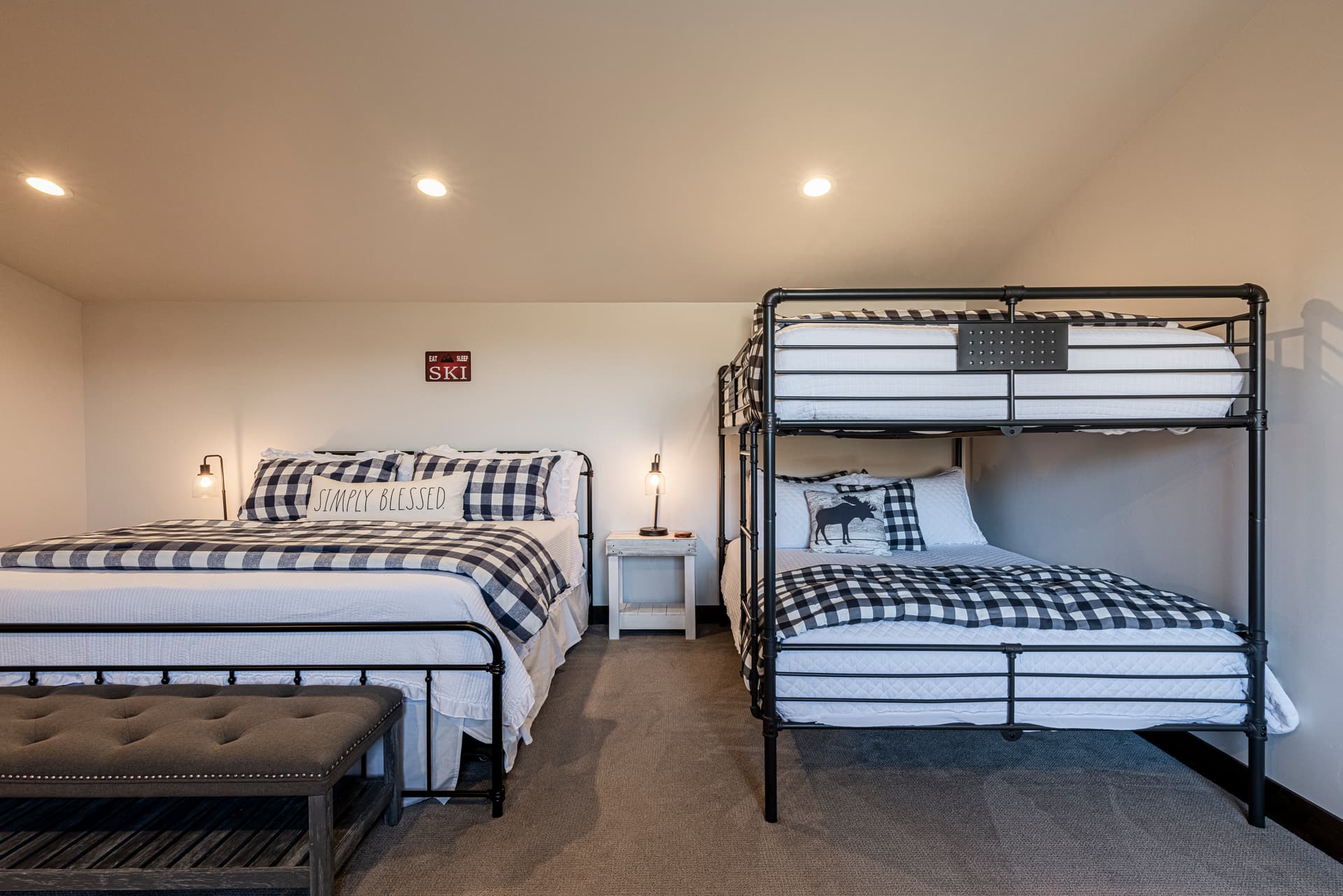 Black Rock Powder Ridge Retreat - Image 18