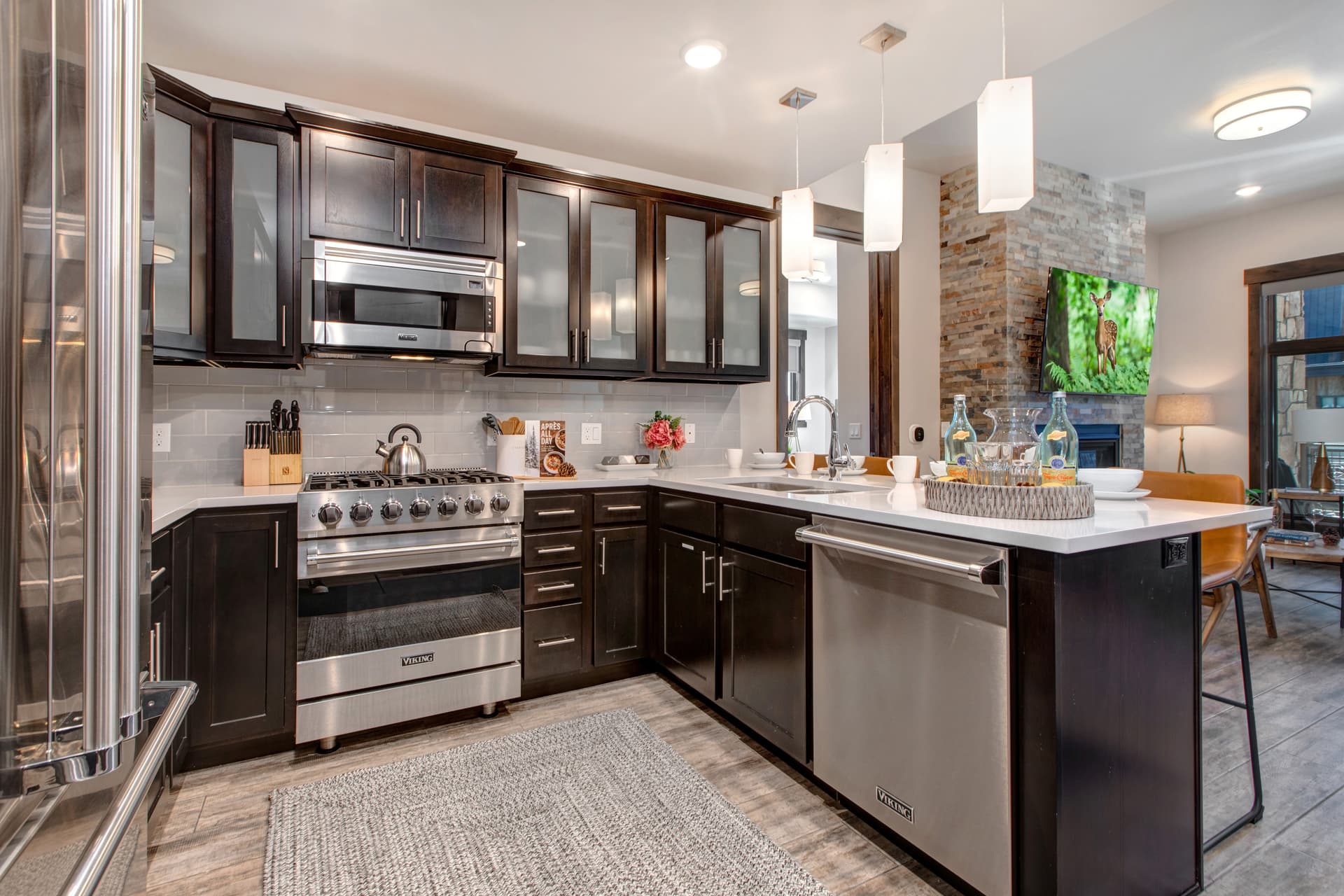 Blackstone Condo #209 - Image 8