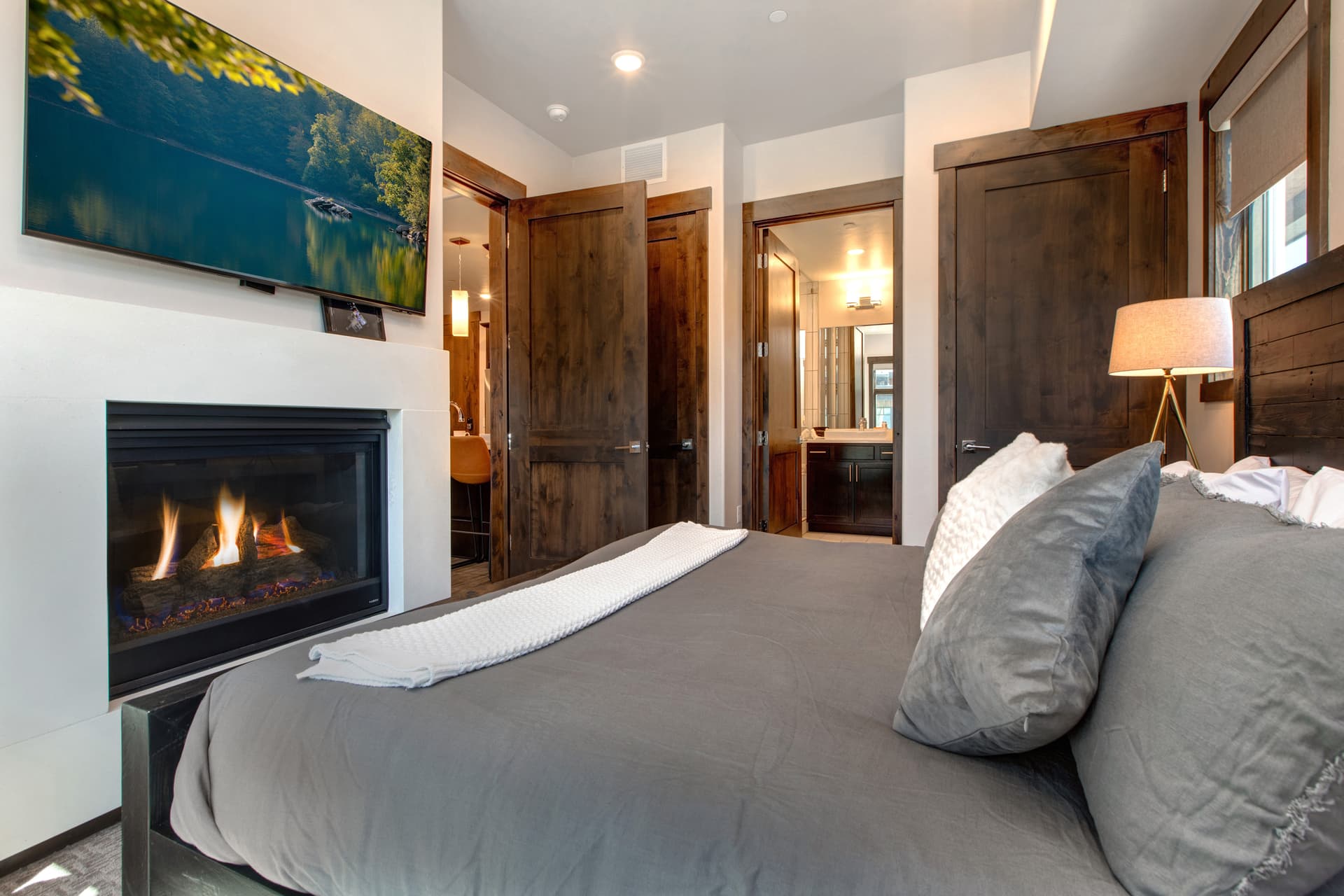 Blackstone Condo #209 - Image 11