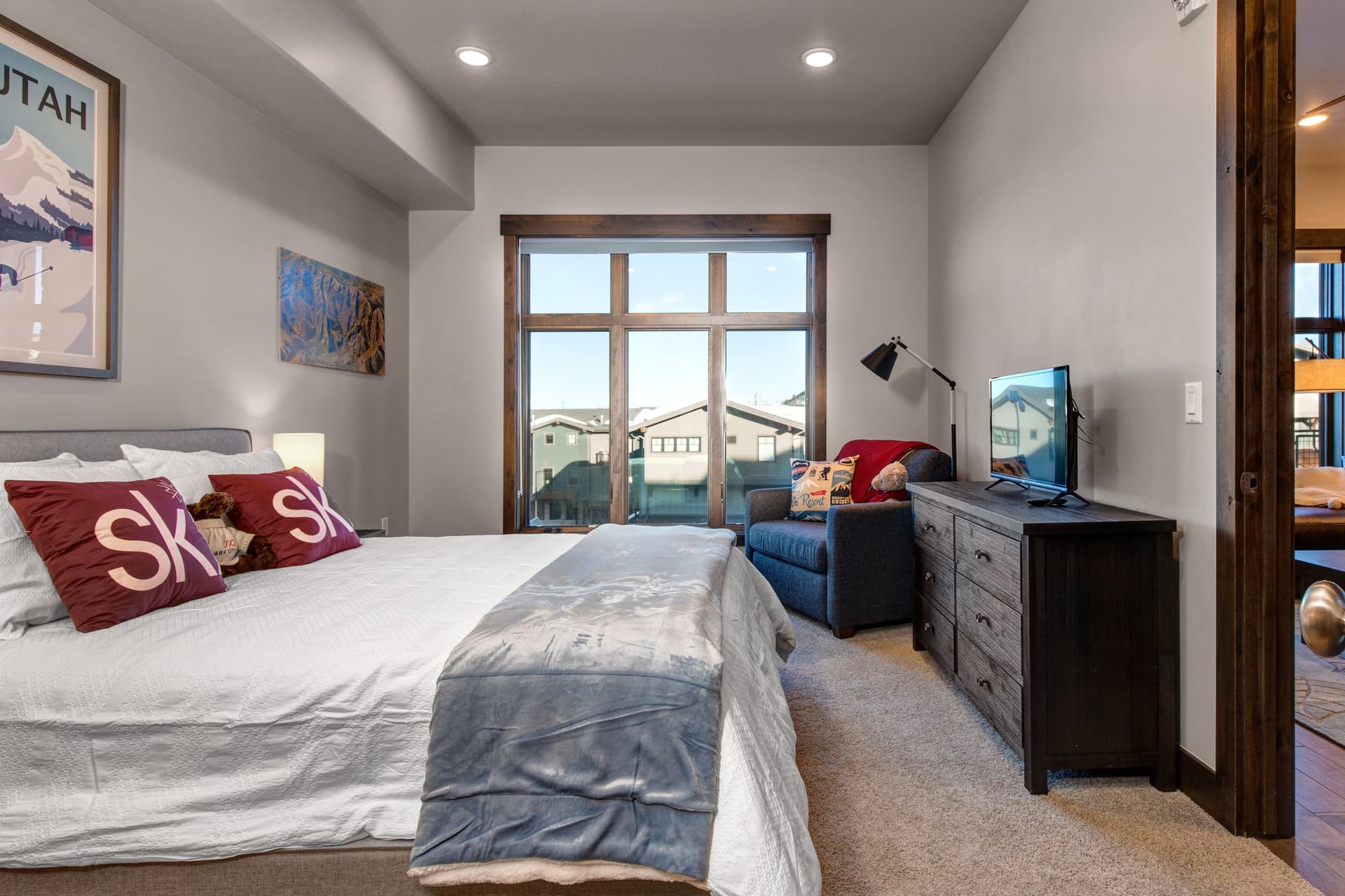 Blackstone Condo #2A - Image 10