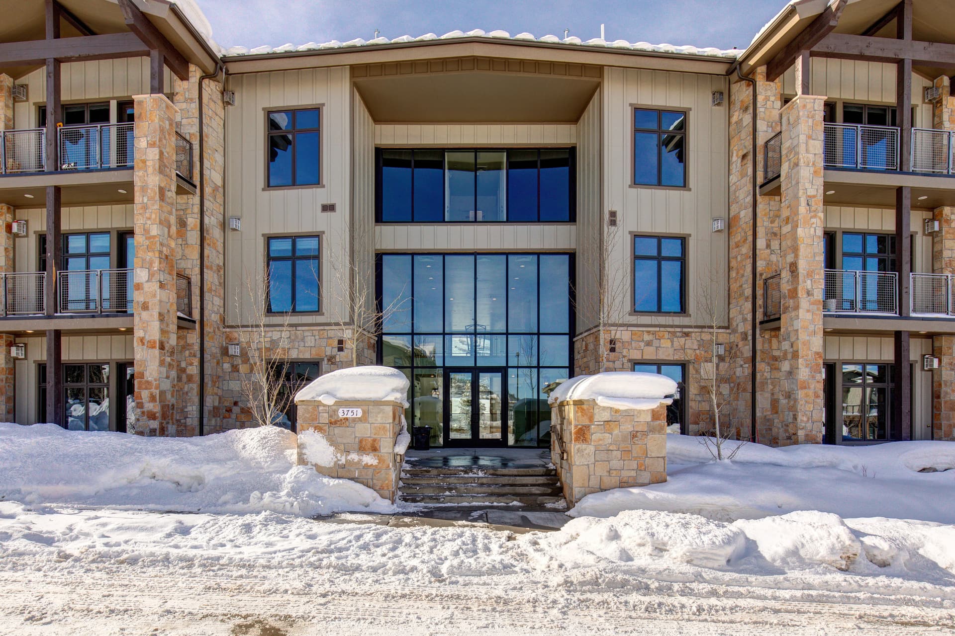 Blackstone Condo #2A - Image 28