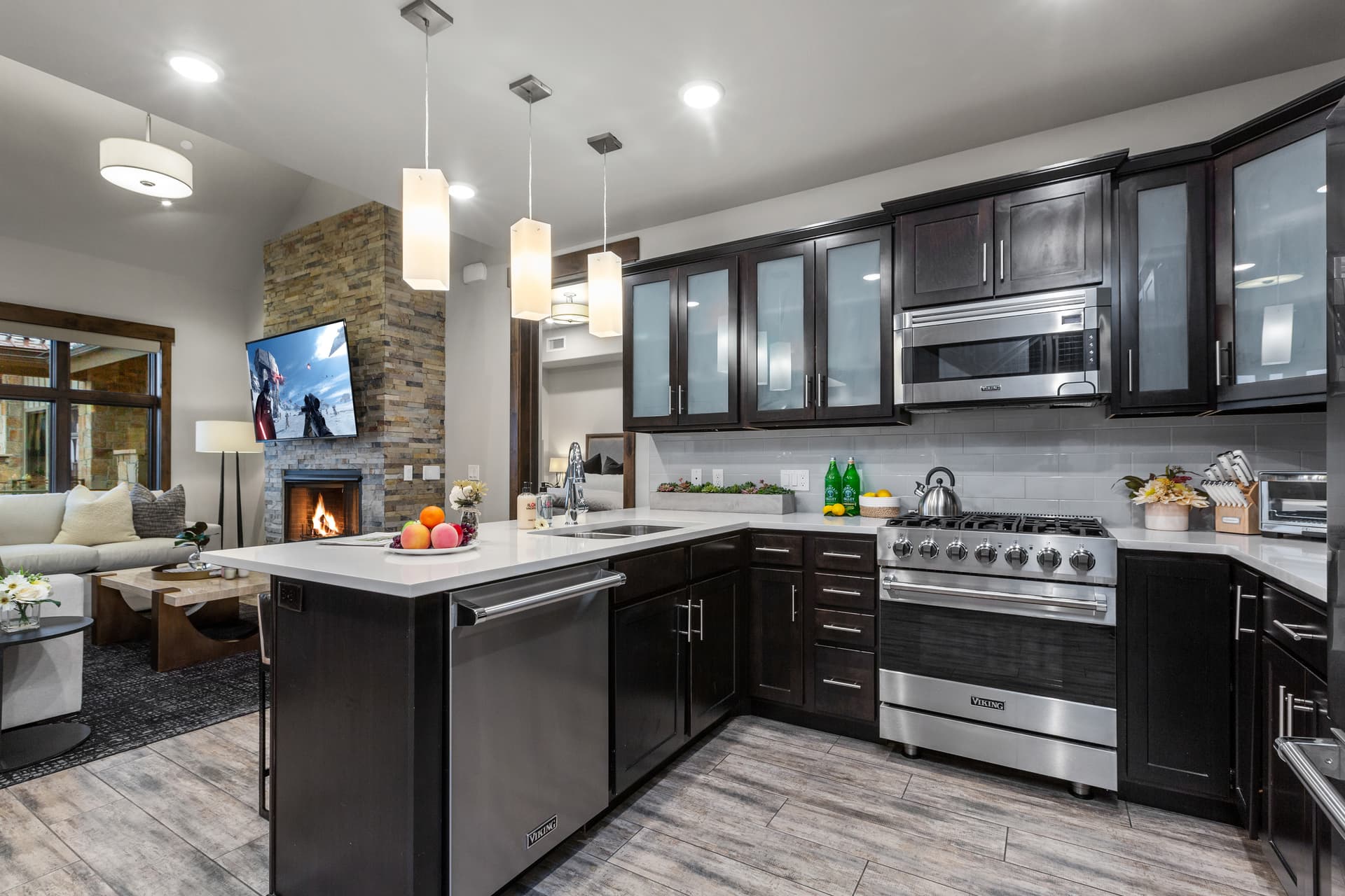 Blackstone Condo #301 - Image 14