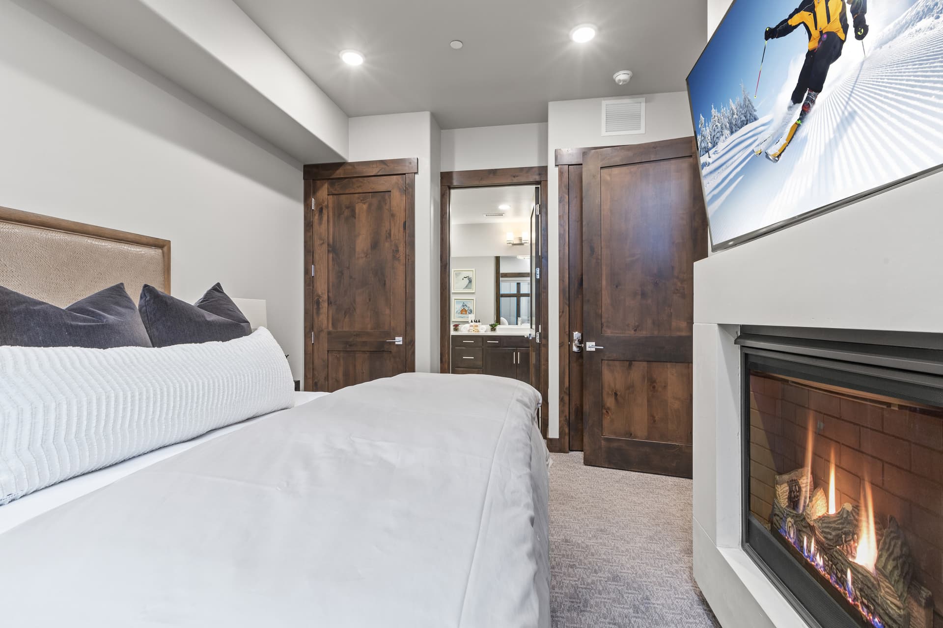 Blackstone Condo #301 - Image 16