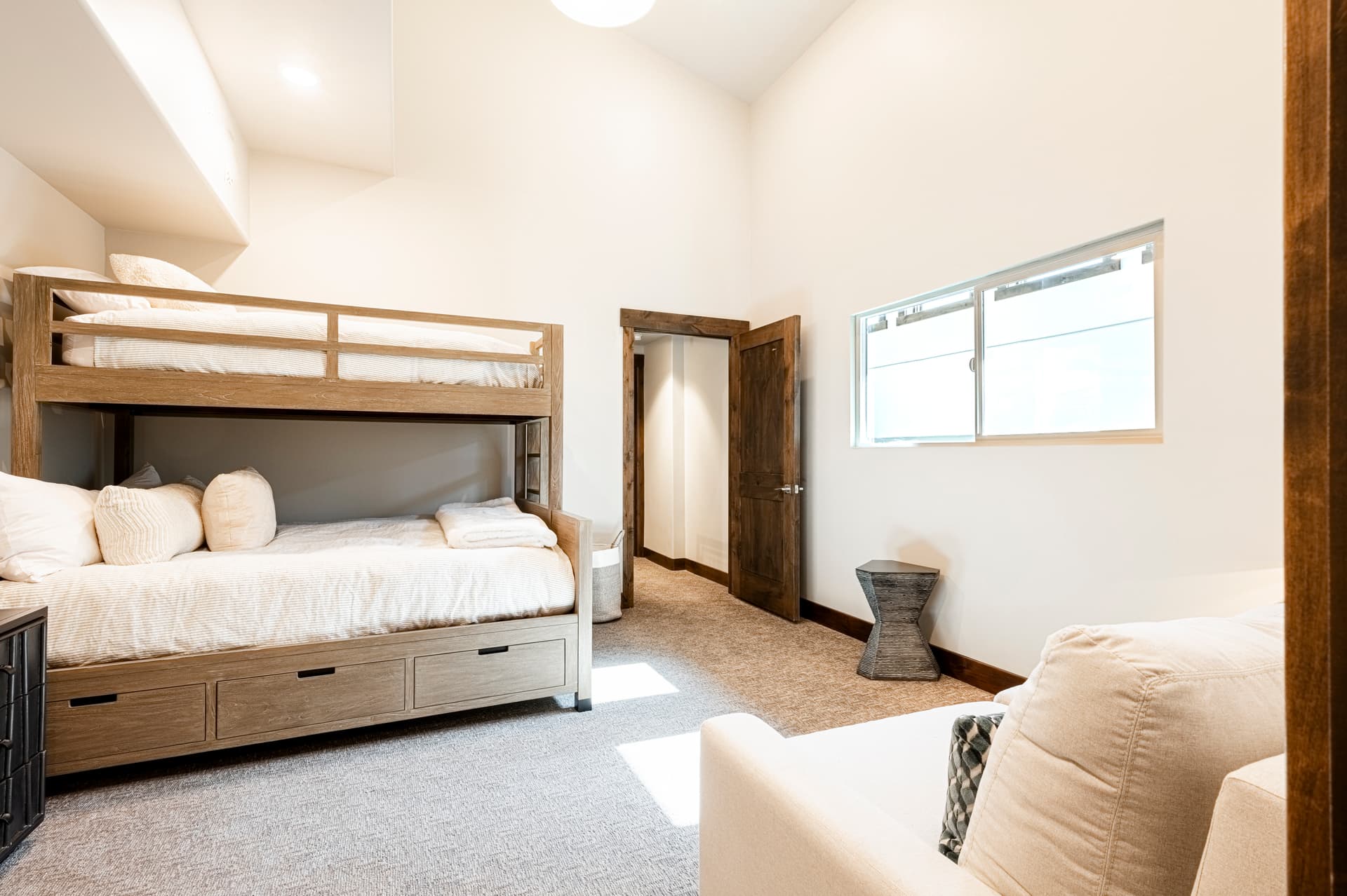 Blackstone Condo #301 - Image 21