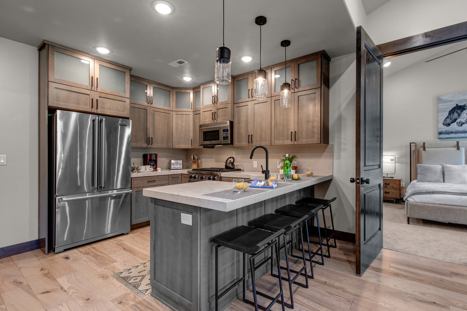 Blackstone Condo #3E - Image 6