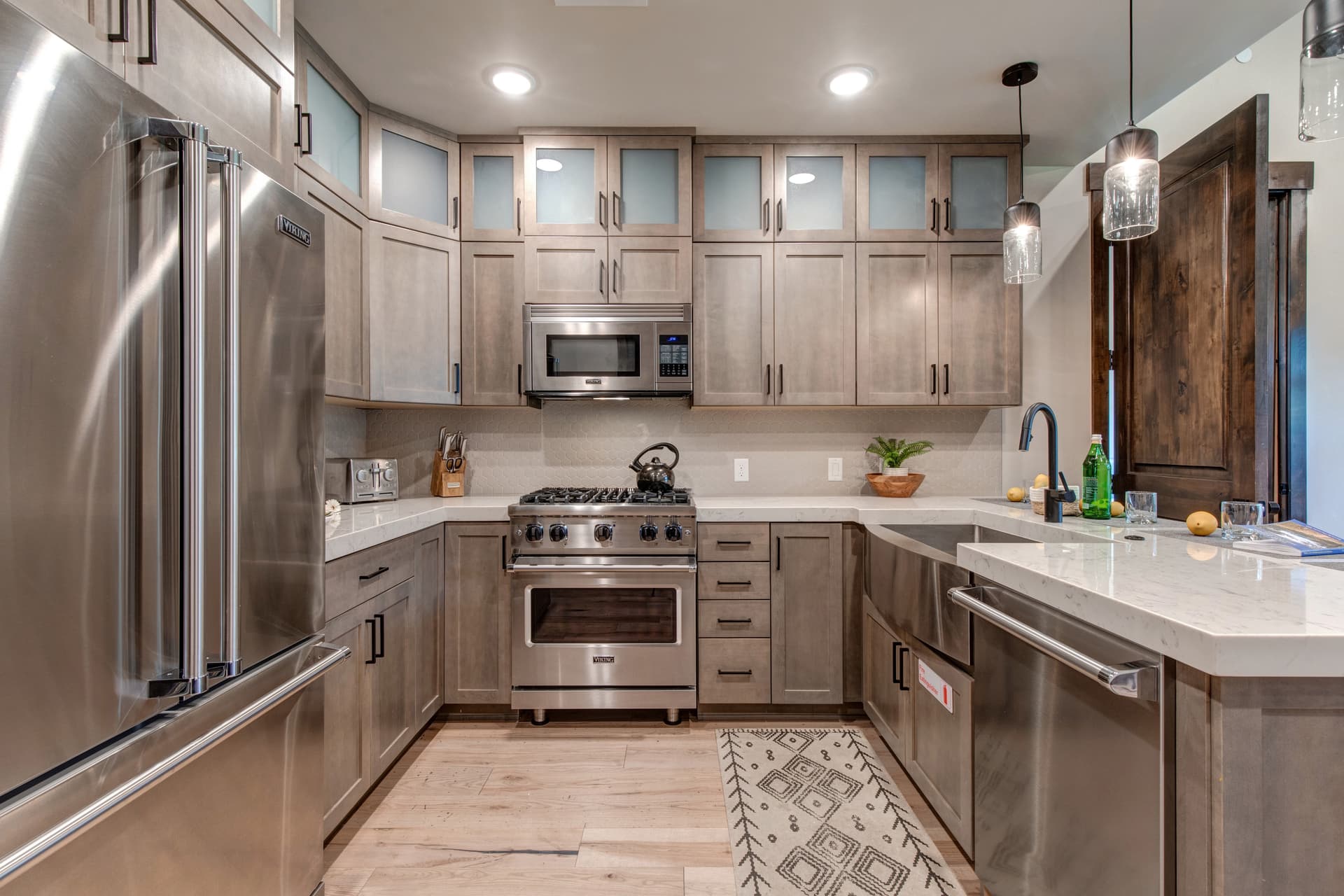 Blackstone Condo #3E - Image 7