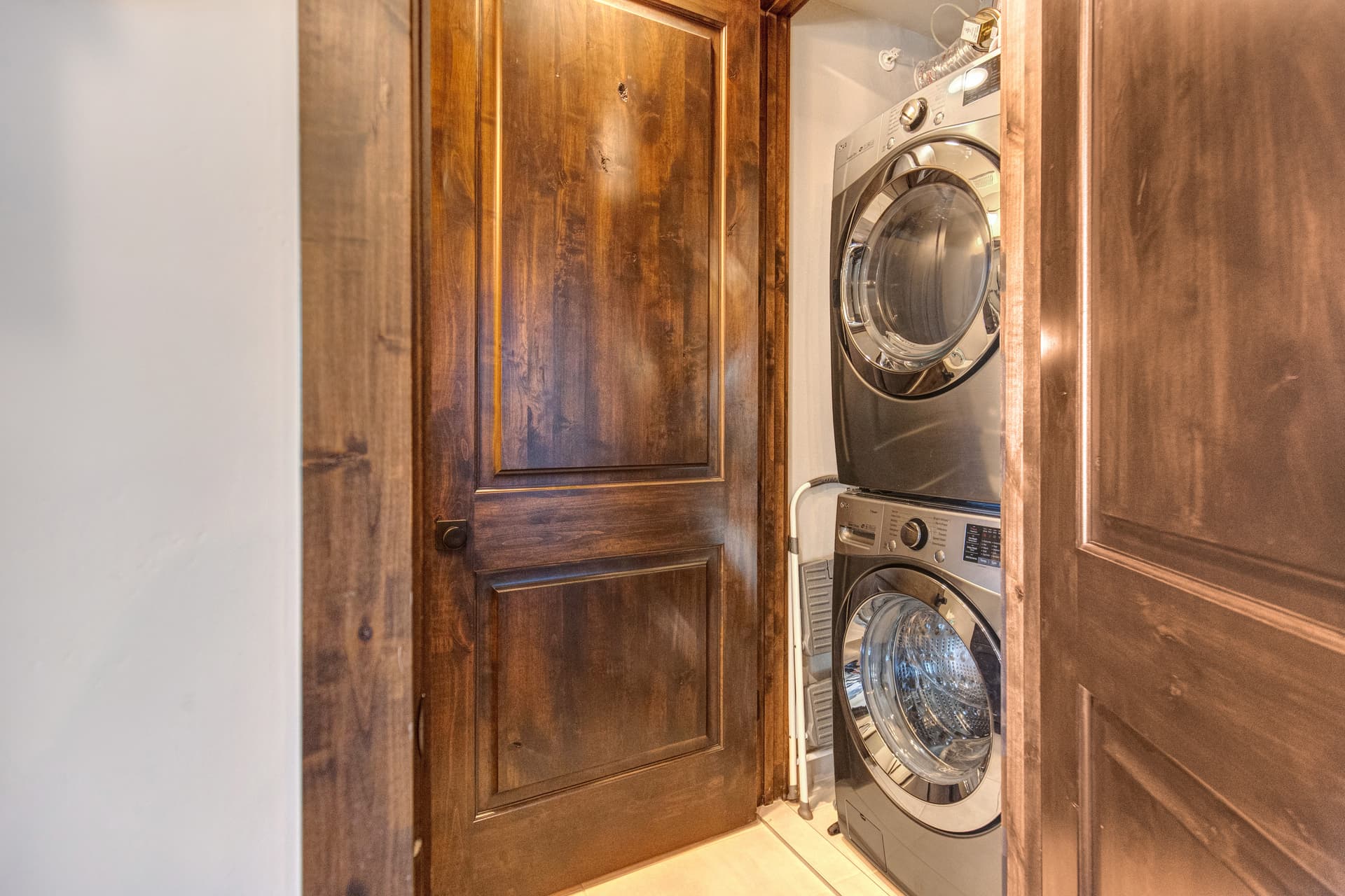 Blackstone Condo #3L - Image 19