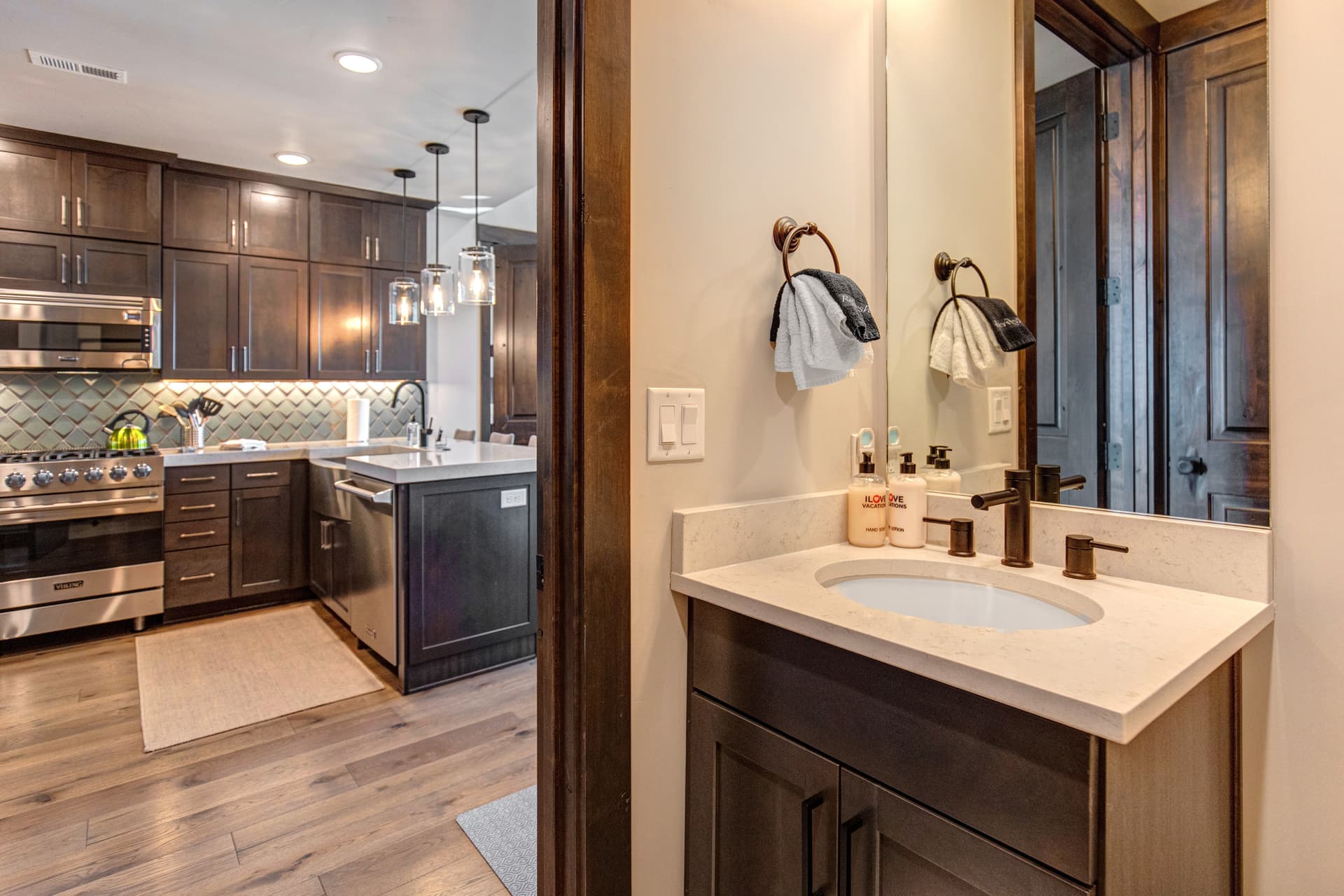 Blackstone Condo #3L - Image 15