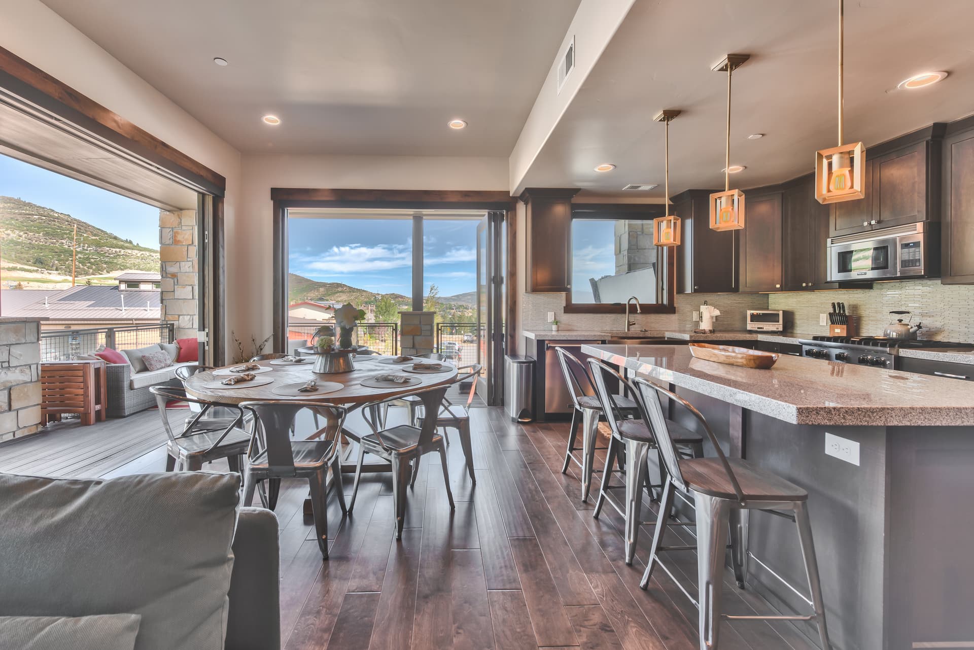 Blackstone Retreat - Image 5