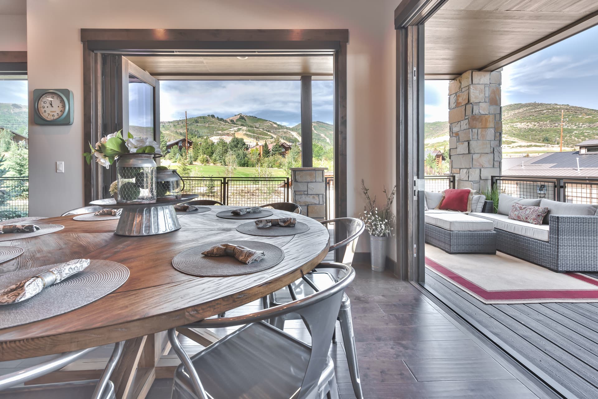 Blackstone Retreat - Image 11