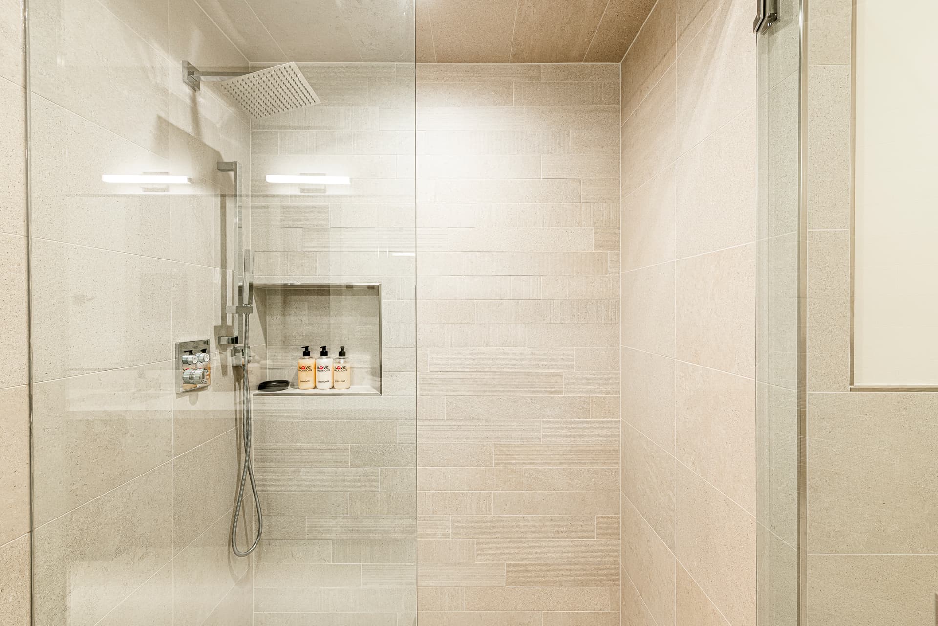 Park City Canyons Retreat - Image 33