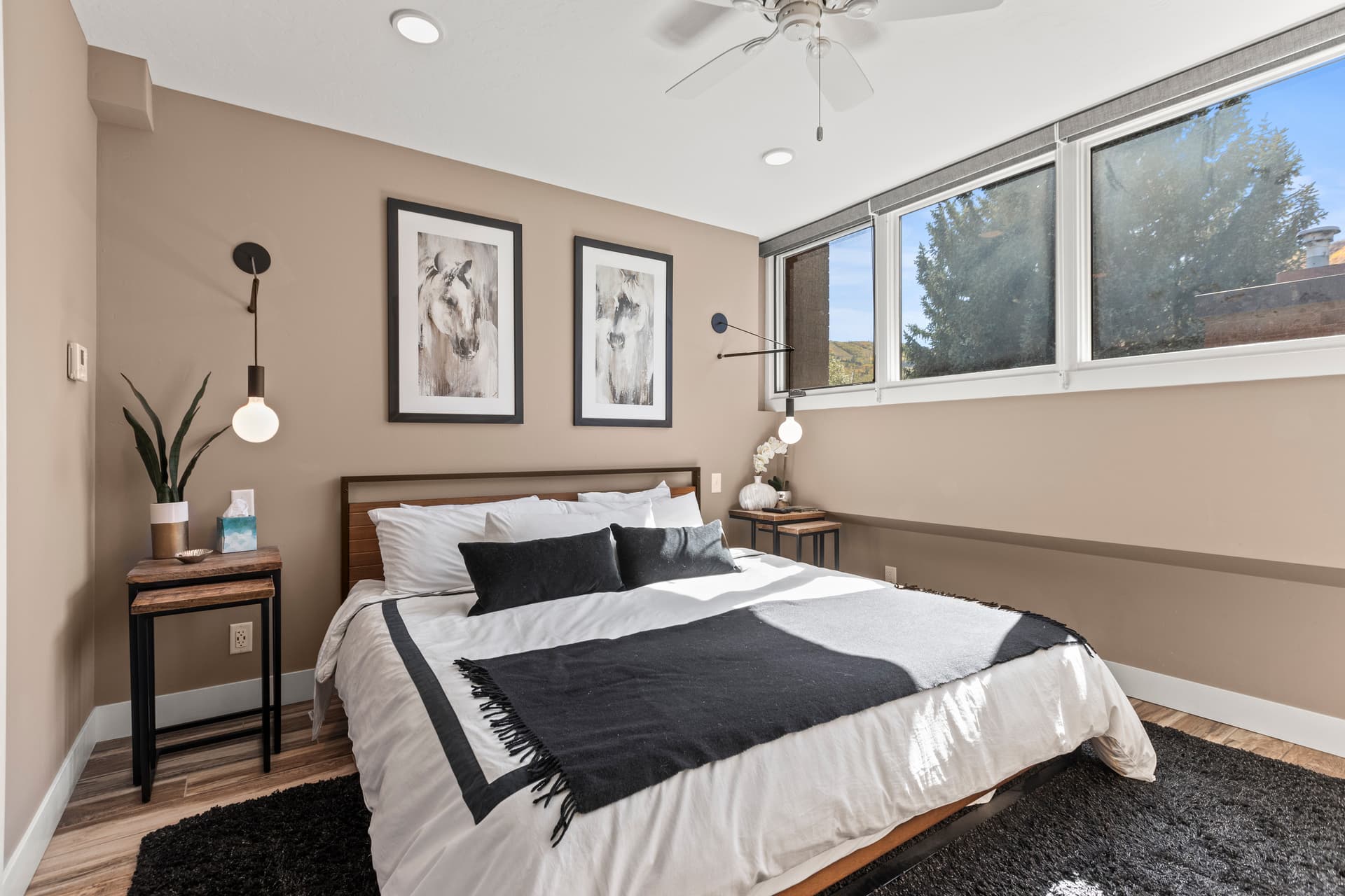 Captain Molly #1837 - Image 4