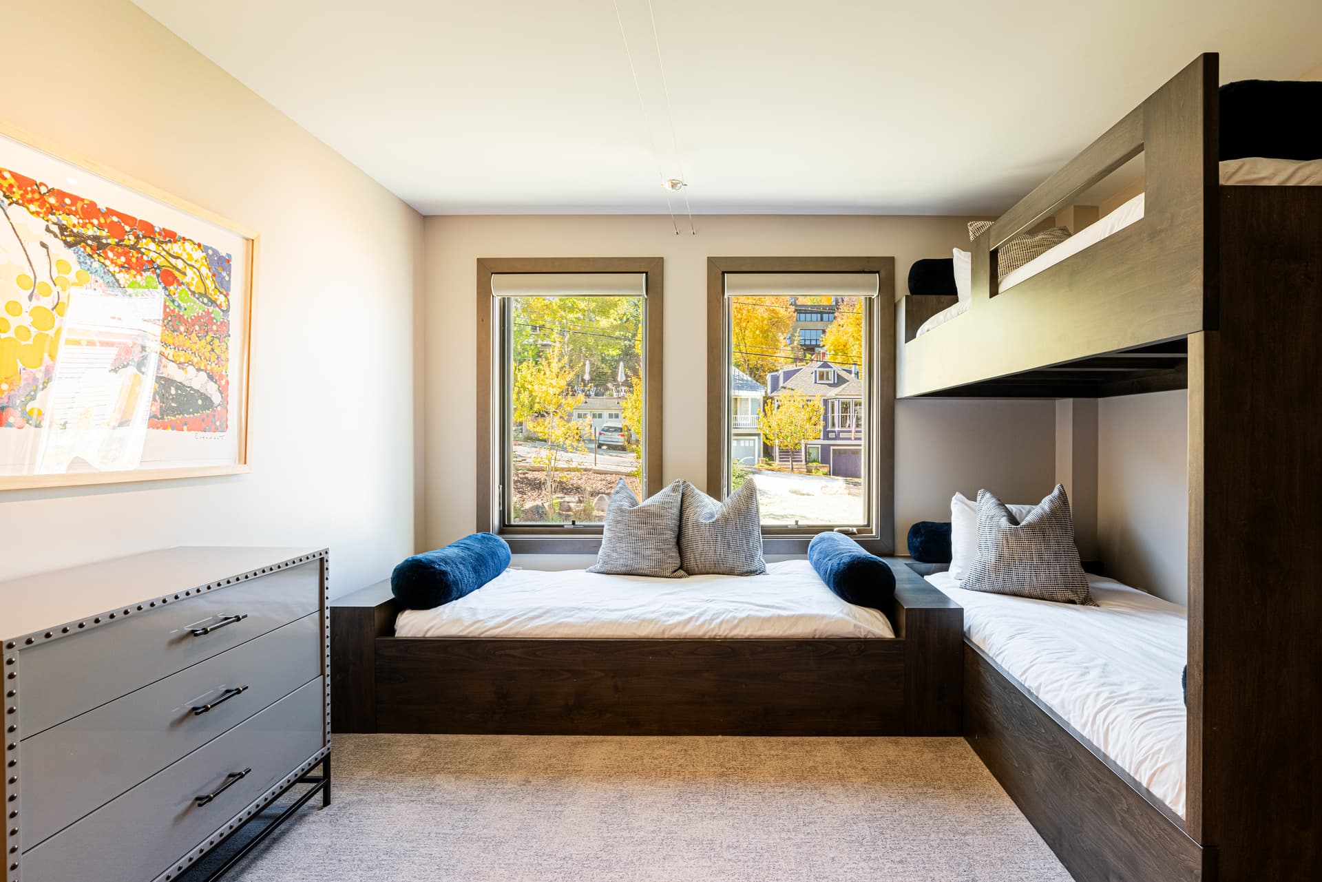 Contempo On Main - Image 19