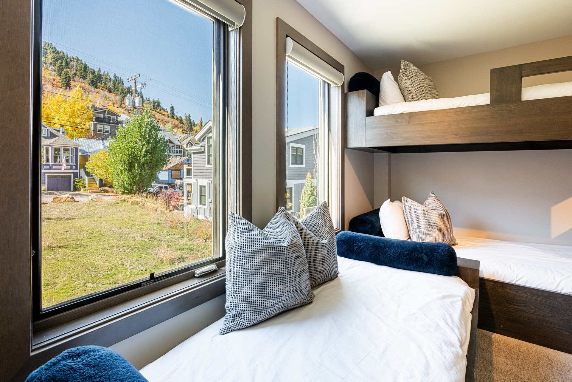 Contempo On Main - Image 21