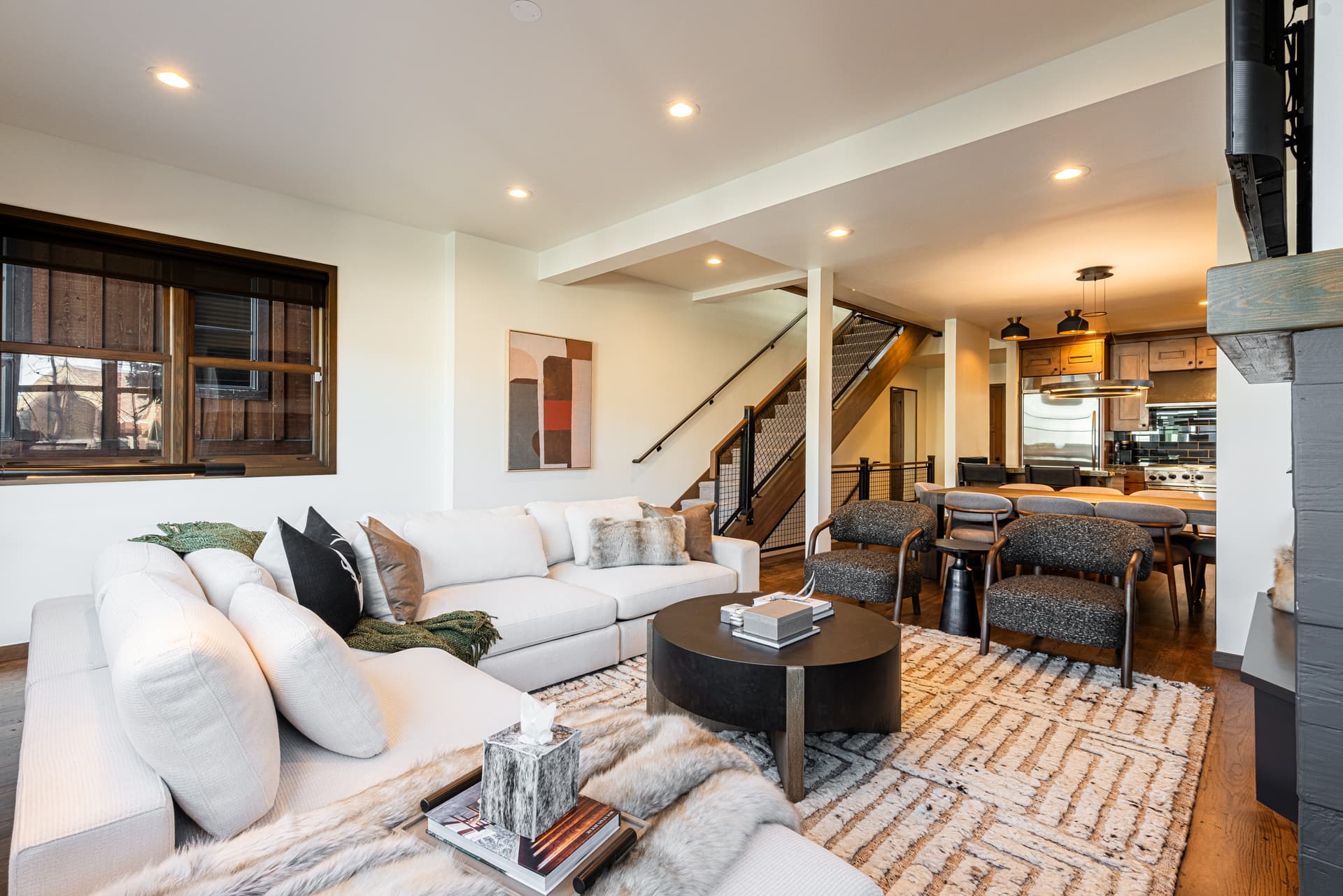 Ember on Empire - Image 4