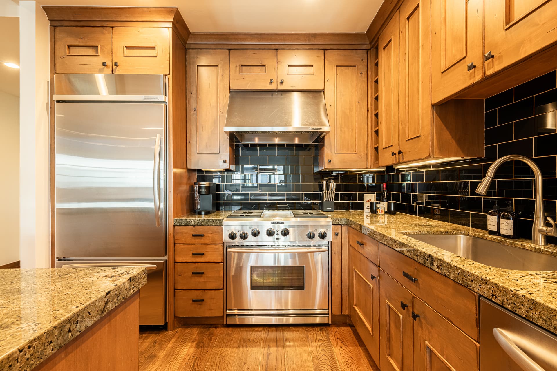 Ember on Empire - Image 8