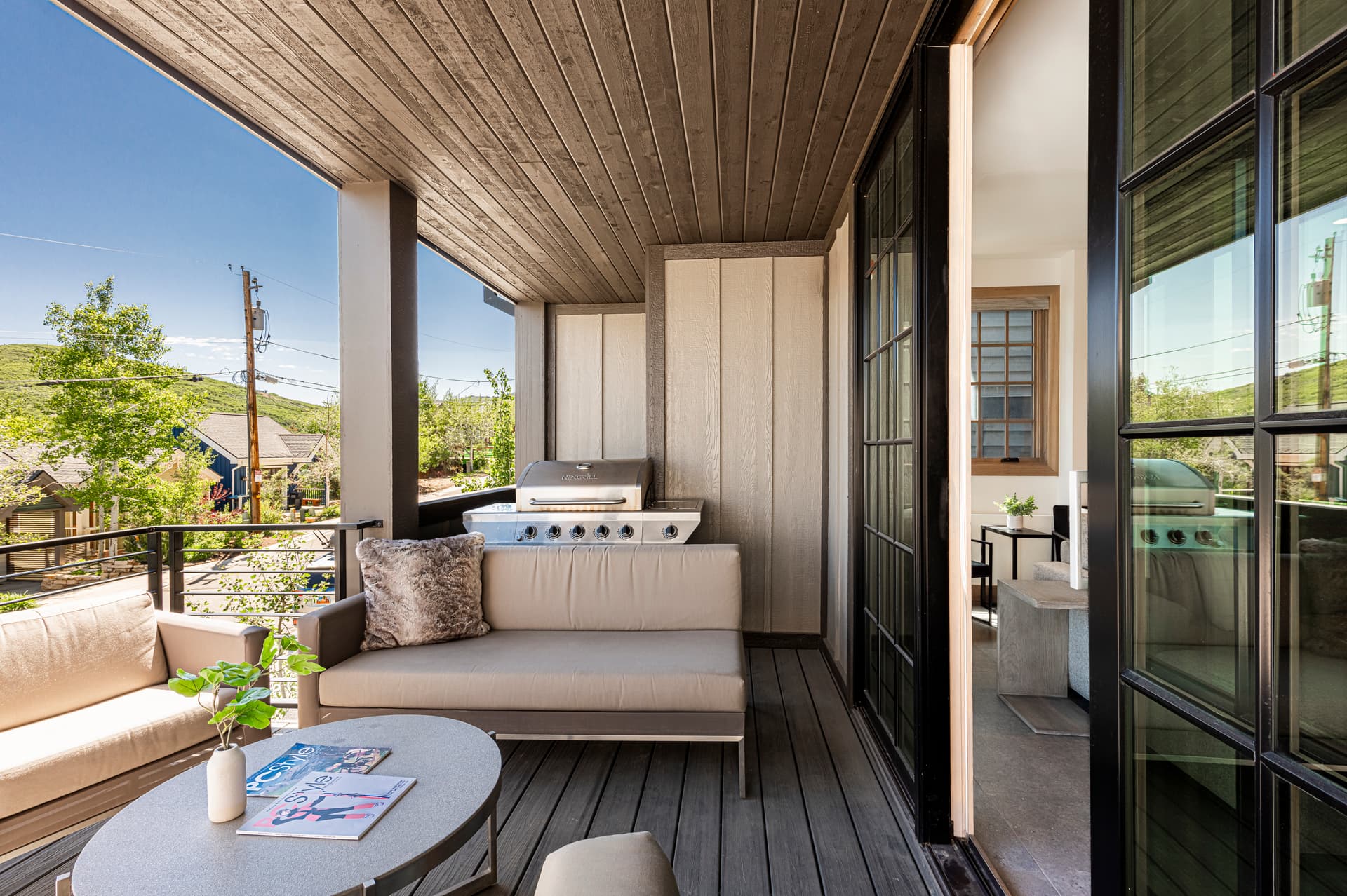 Kings Crown #1225 - Image 47