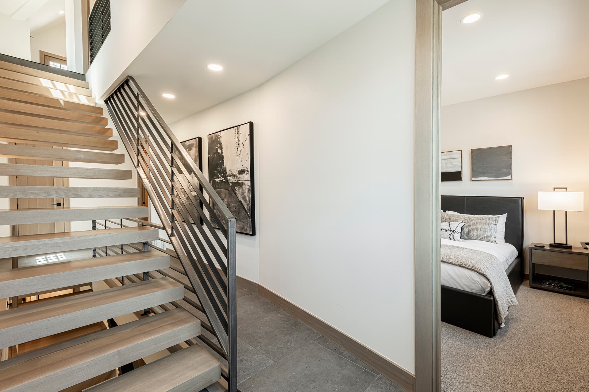 Kings Crown #1225 - Image 15