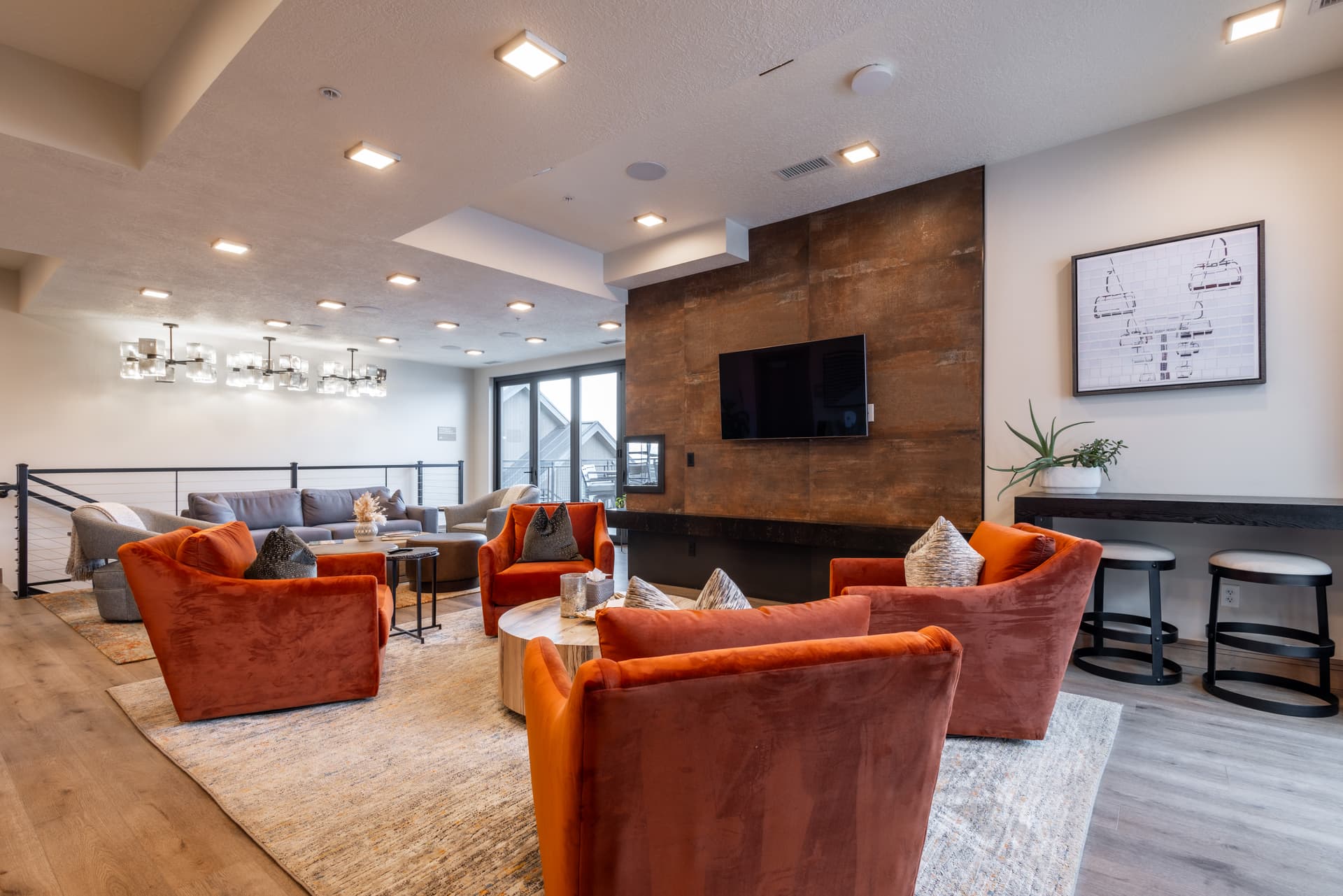 Kings Crown #1225 - Image 60