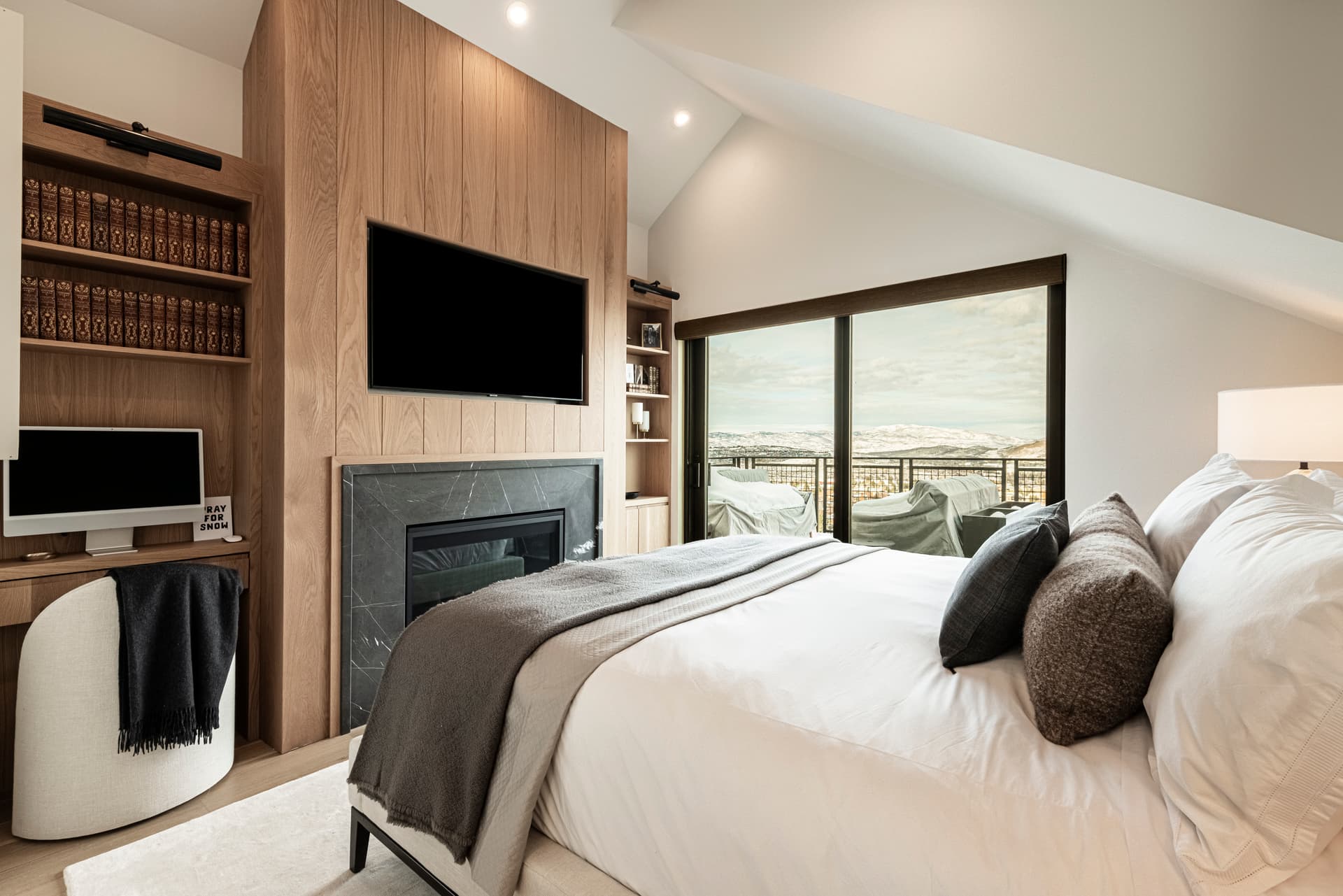 Kings Crown #1270 - Image 15