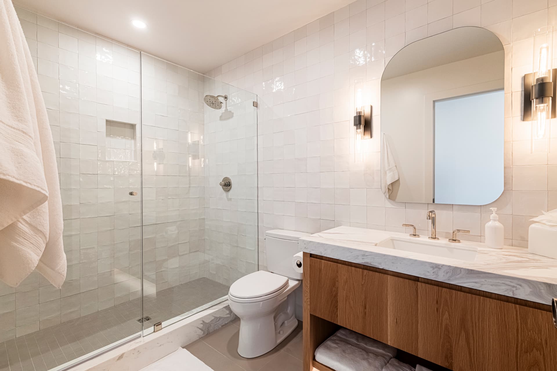 Kings Crown #1270 - Image 42