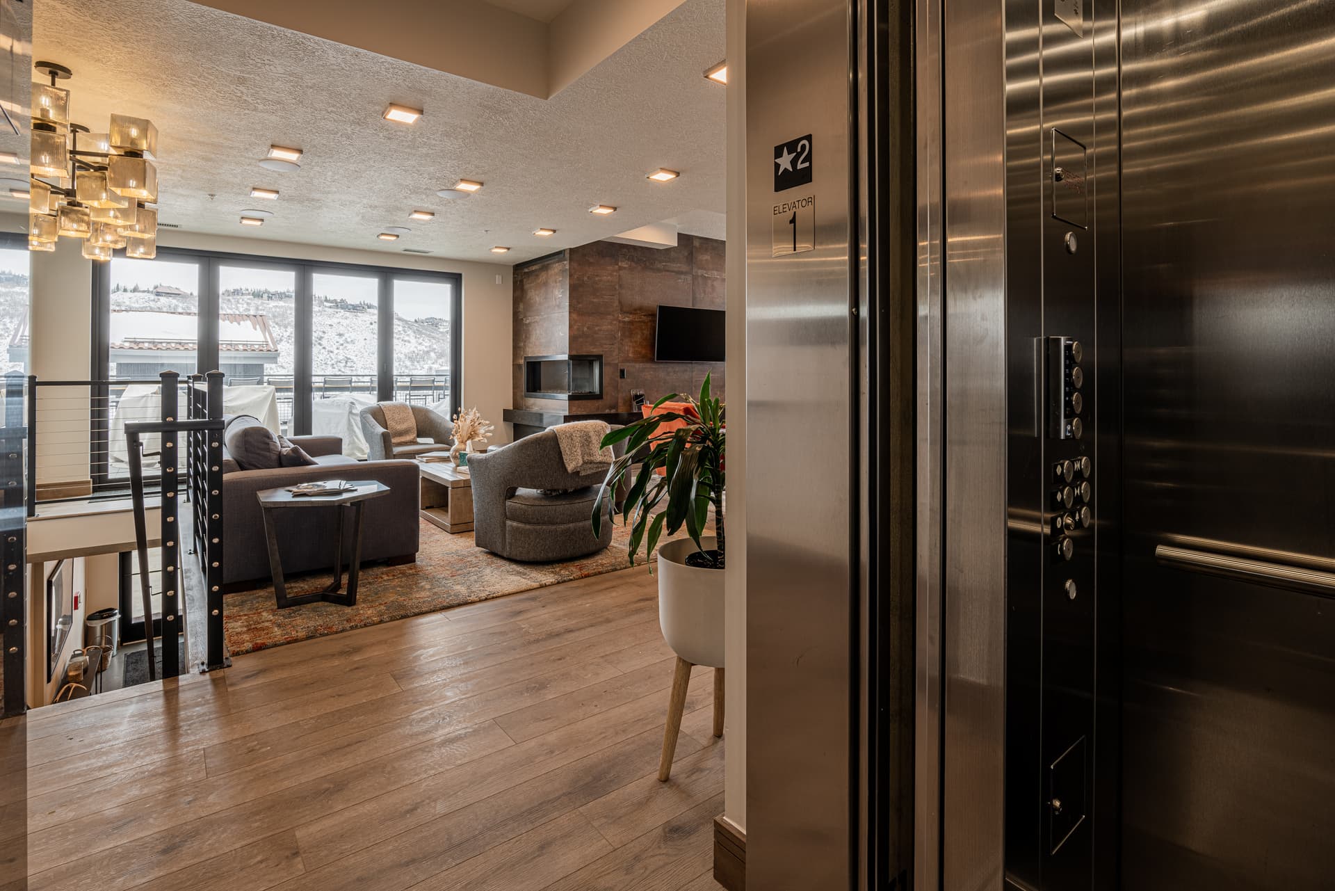 Kings Crown #1270 - Image 54