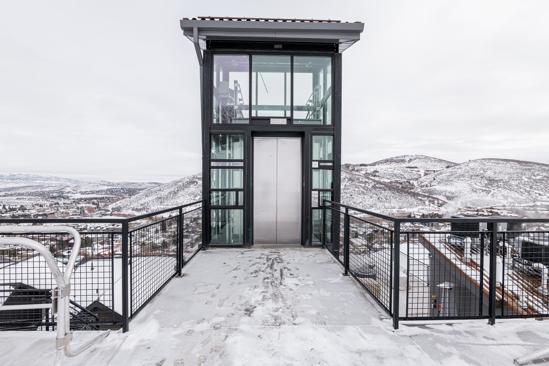 Kings Crown #1270 - Image 55