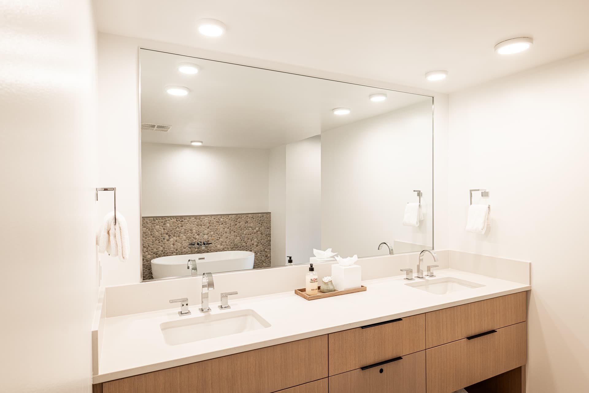 Kings Crown Condo #D202 - Image 32