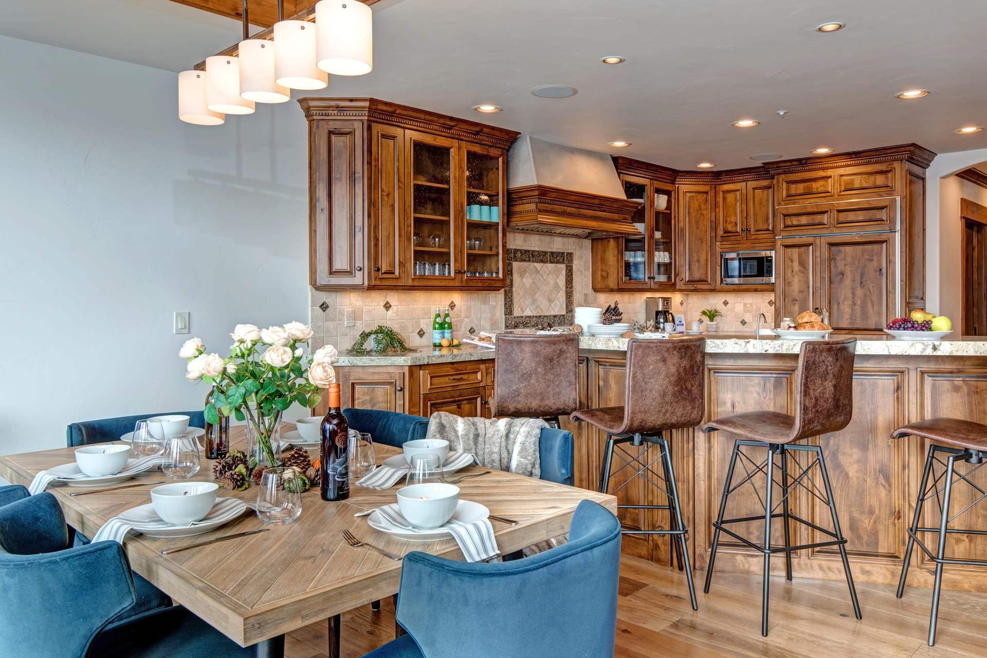 Last Sun at the Cove #2661 - Image 5