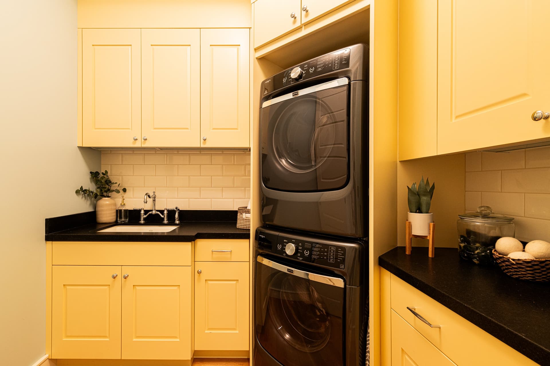 Old Town Daly Overlook - Image 38