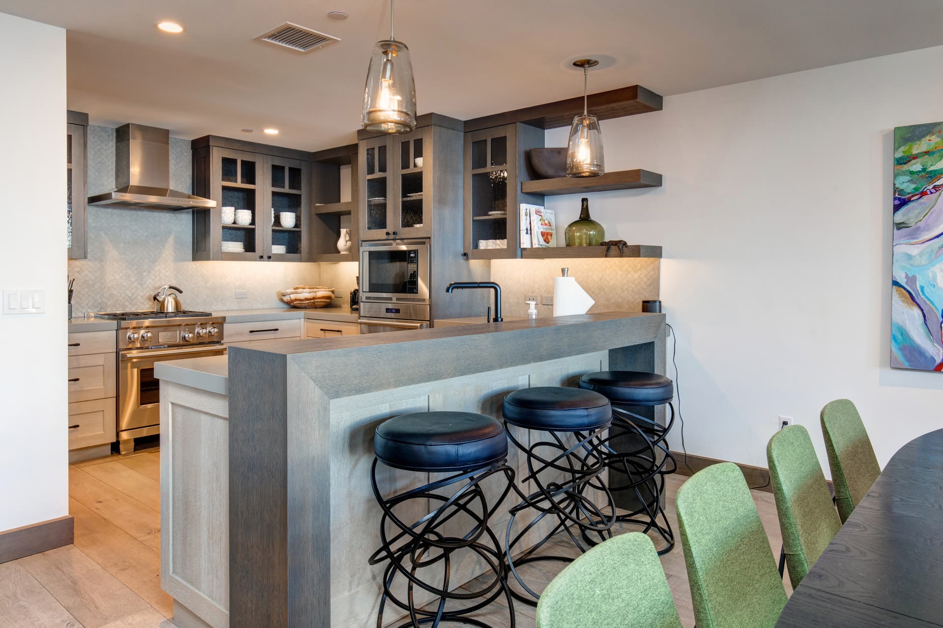 Penthouse on Main E + F - Image 6