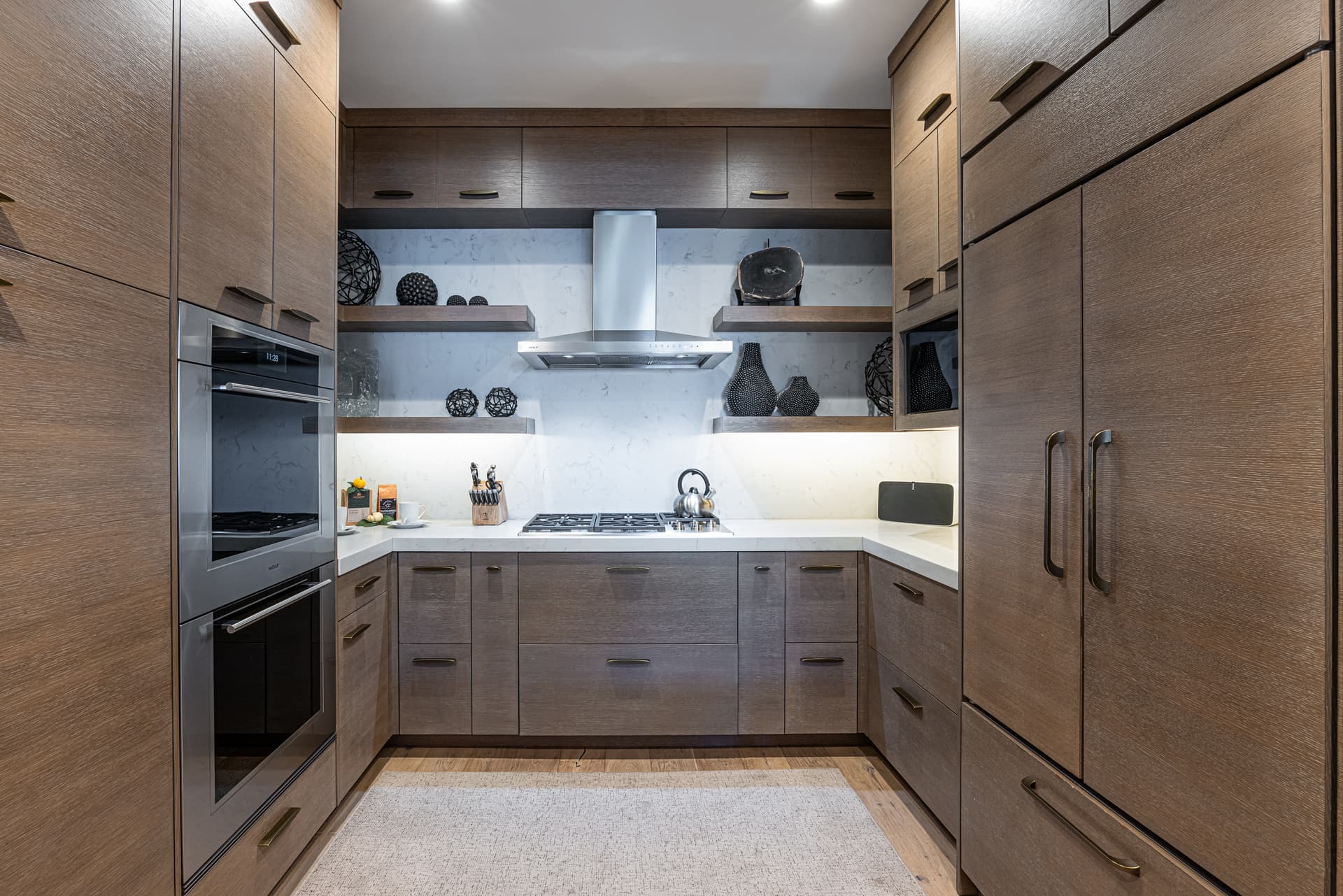 Penthouse on Main E + F - Image 27