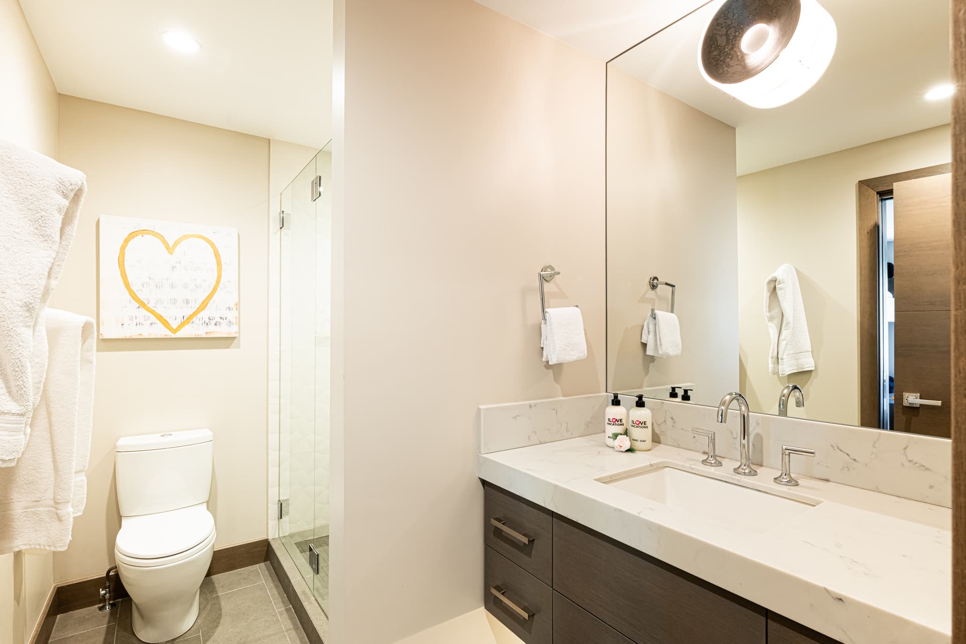 Penthouse on Main E + F - Image 38