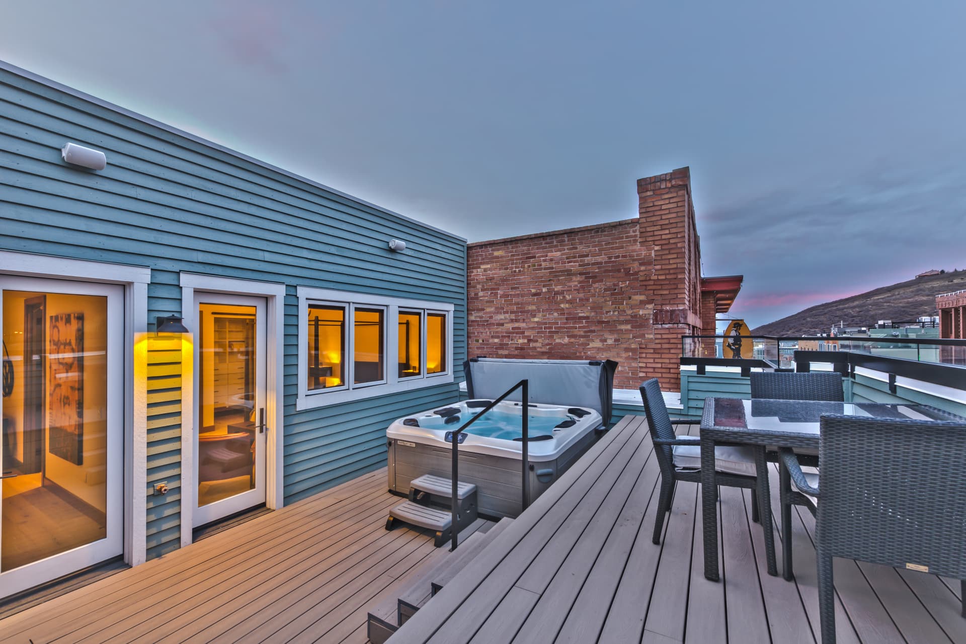 Penthouse on Main Unit F - Image 39