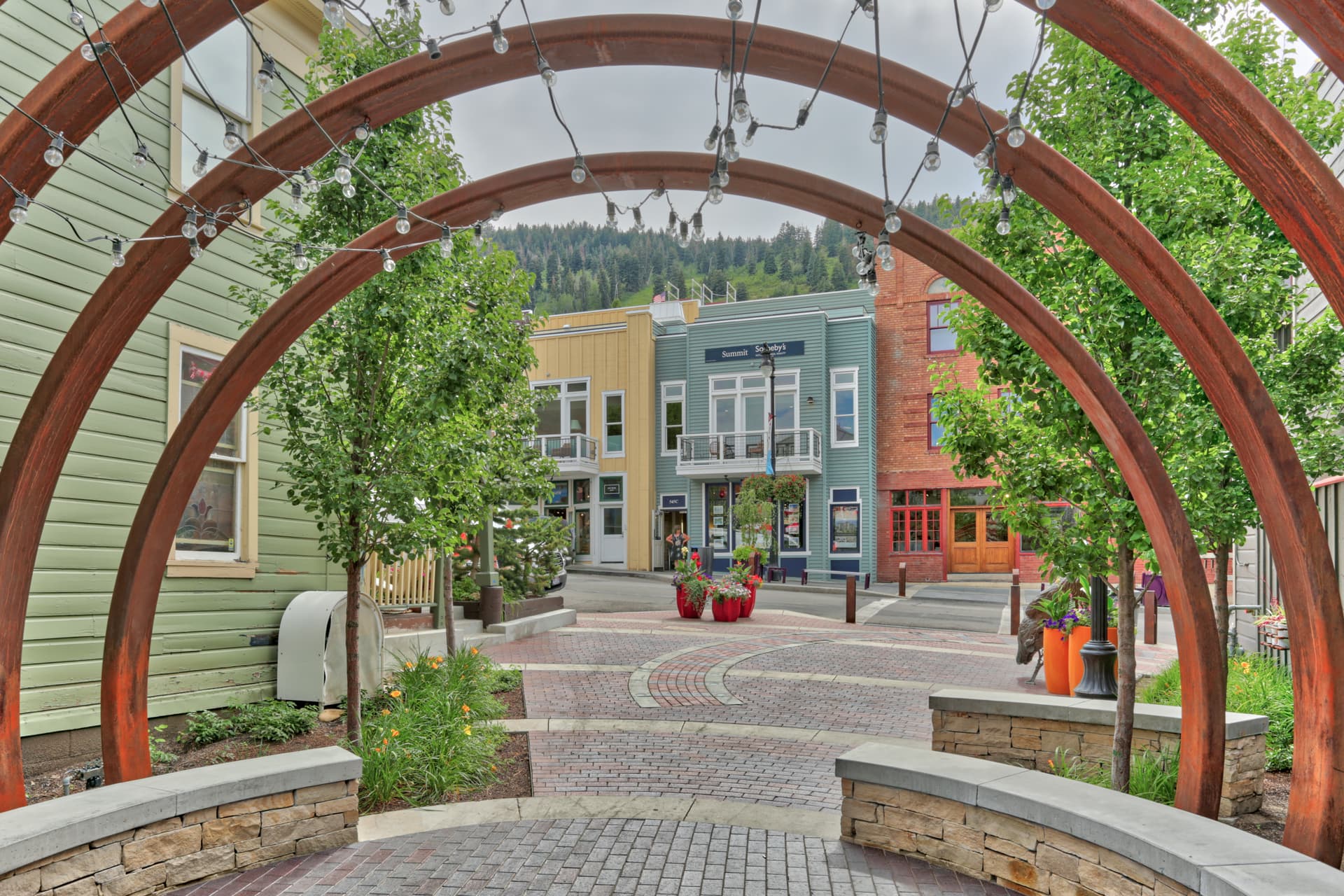 Penthouse on Main Unit F - Image 47