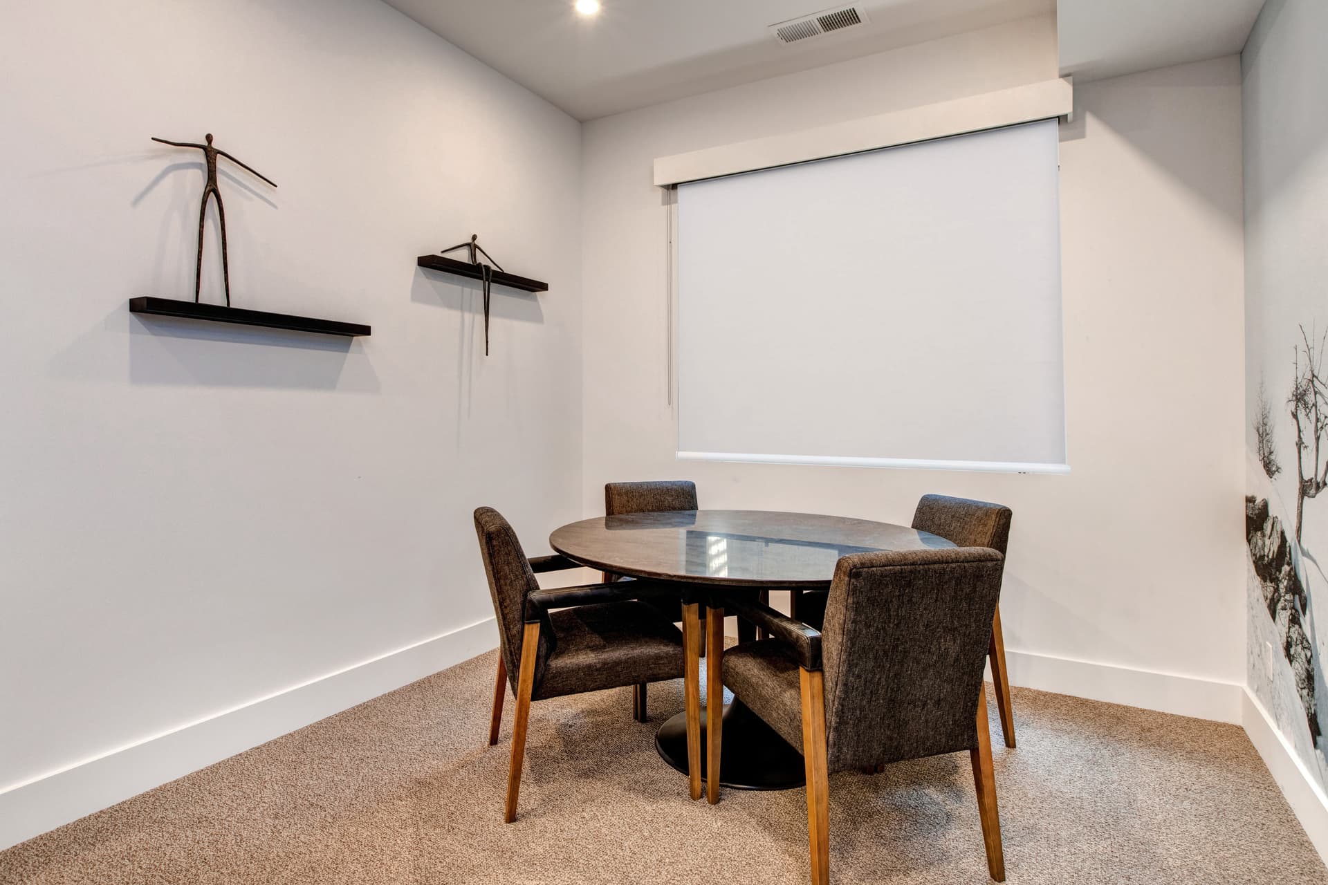 Ridgeline Contemporary - Image 24