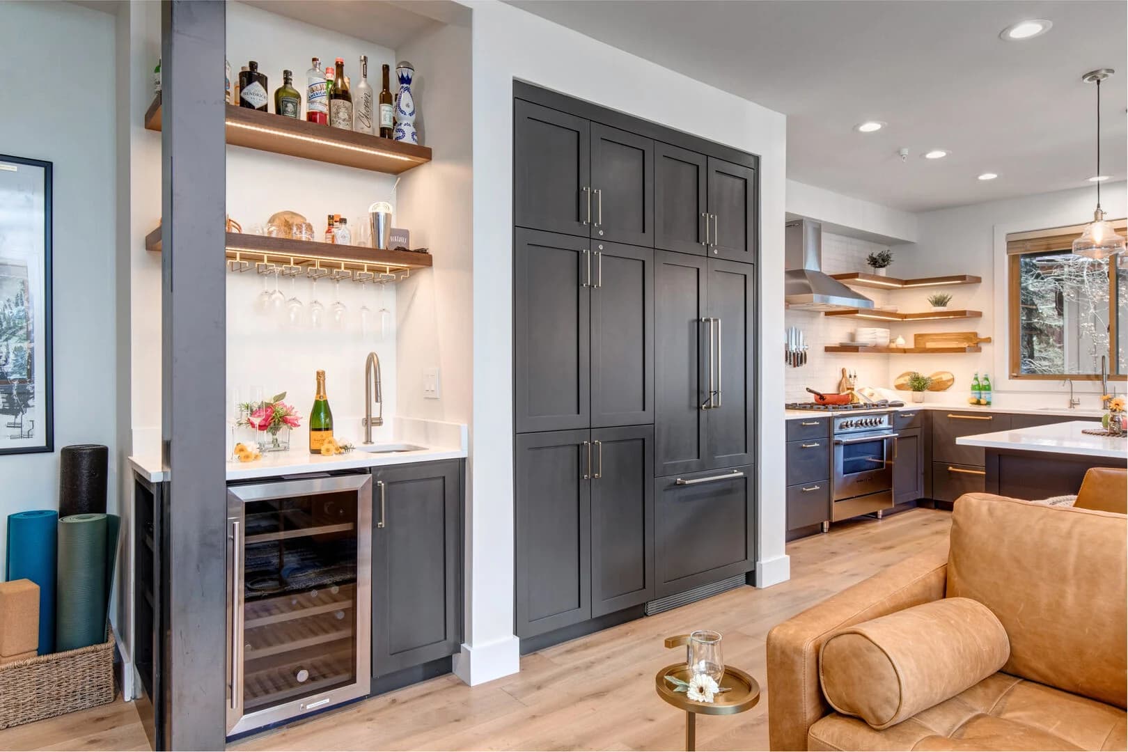 Black Bear Residence - Image 9