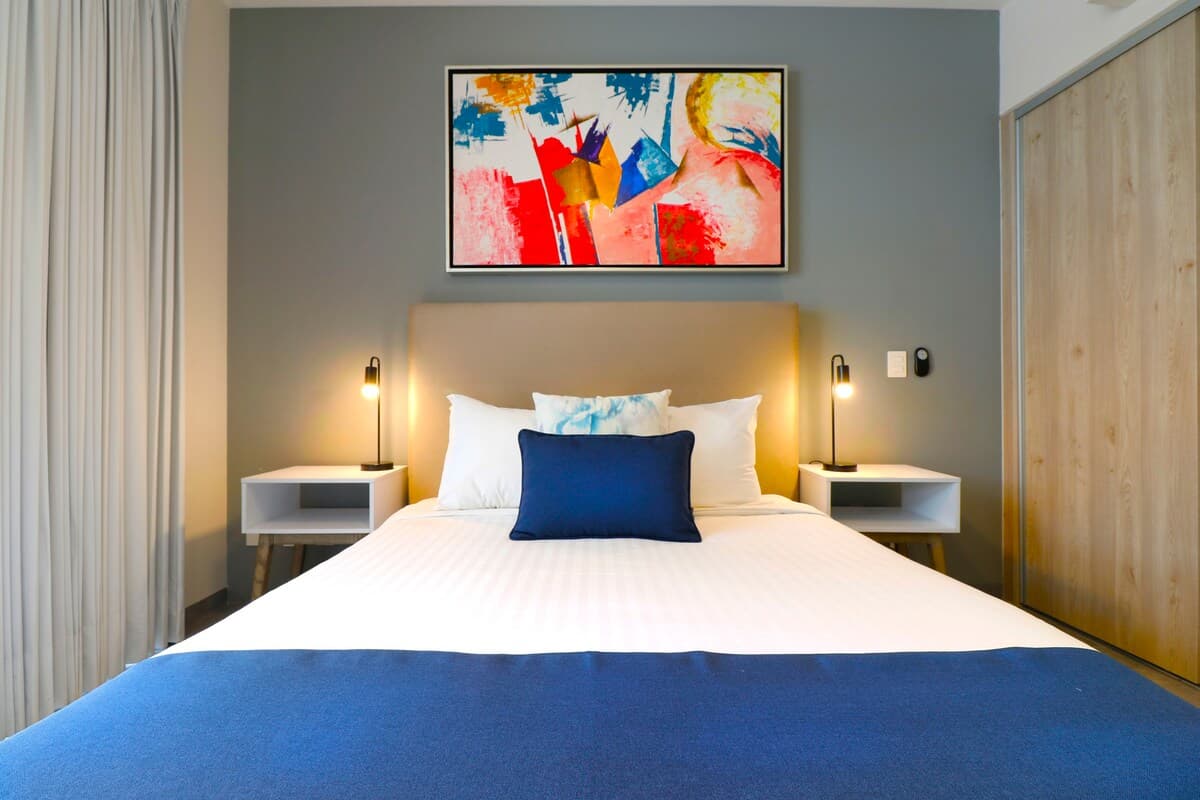 Sky High Residence - Image 2