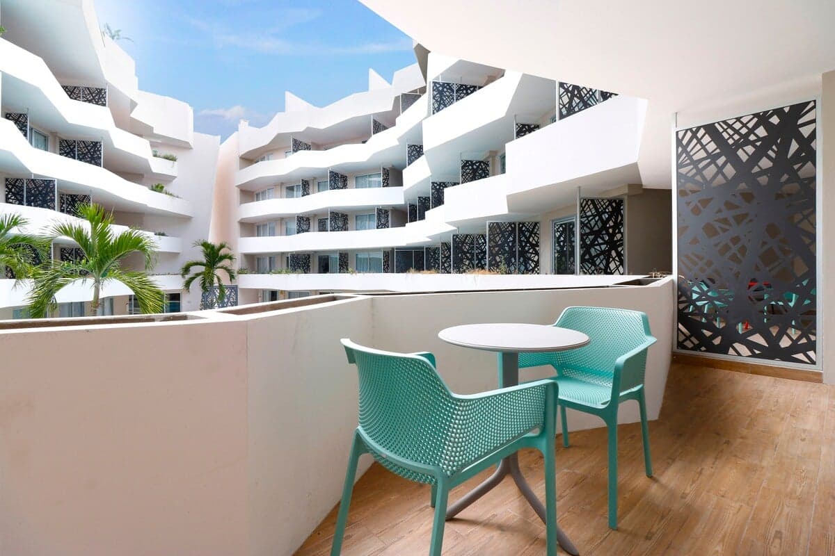 Sky High Residence - Image 3