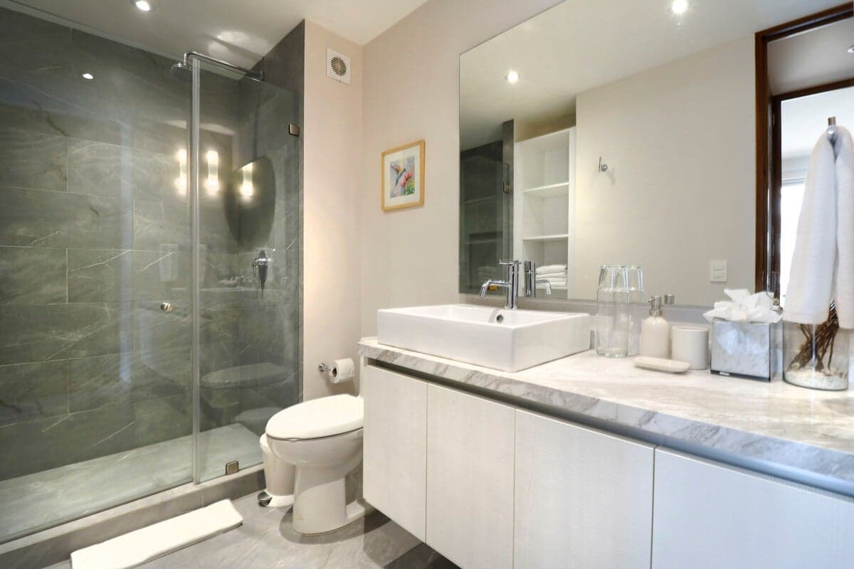 Sky High Residence - Image 11