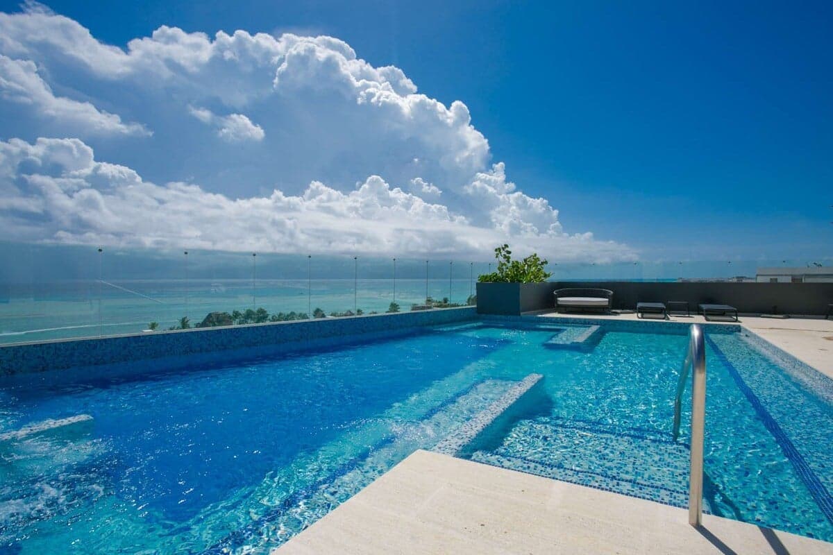 Beach Feather Residence