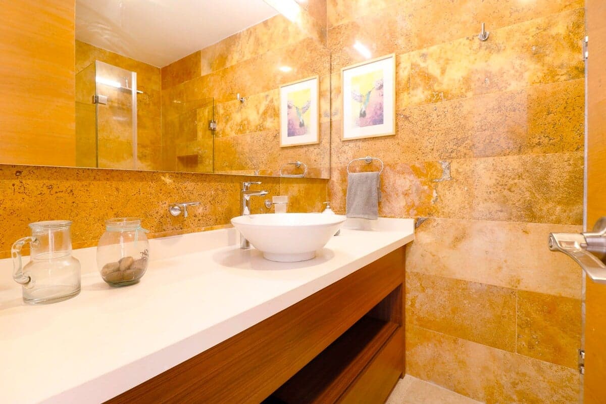 Palm Breeze Residence - Image 17