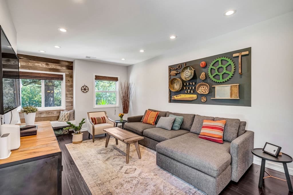 Farmhouse Bliss - Image 2