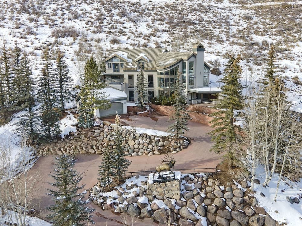 Apres Chalet - Image 1