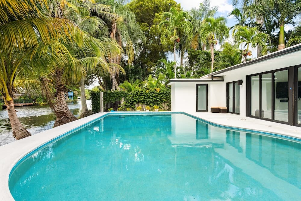 El Portal Villa - Image 2