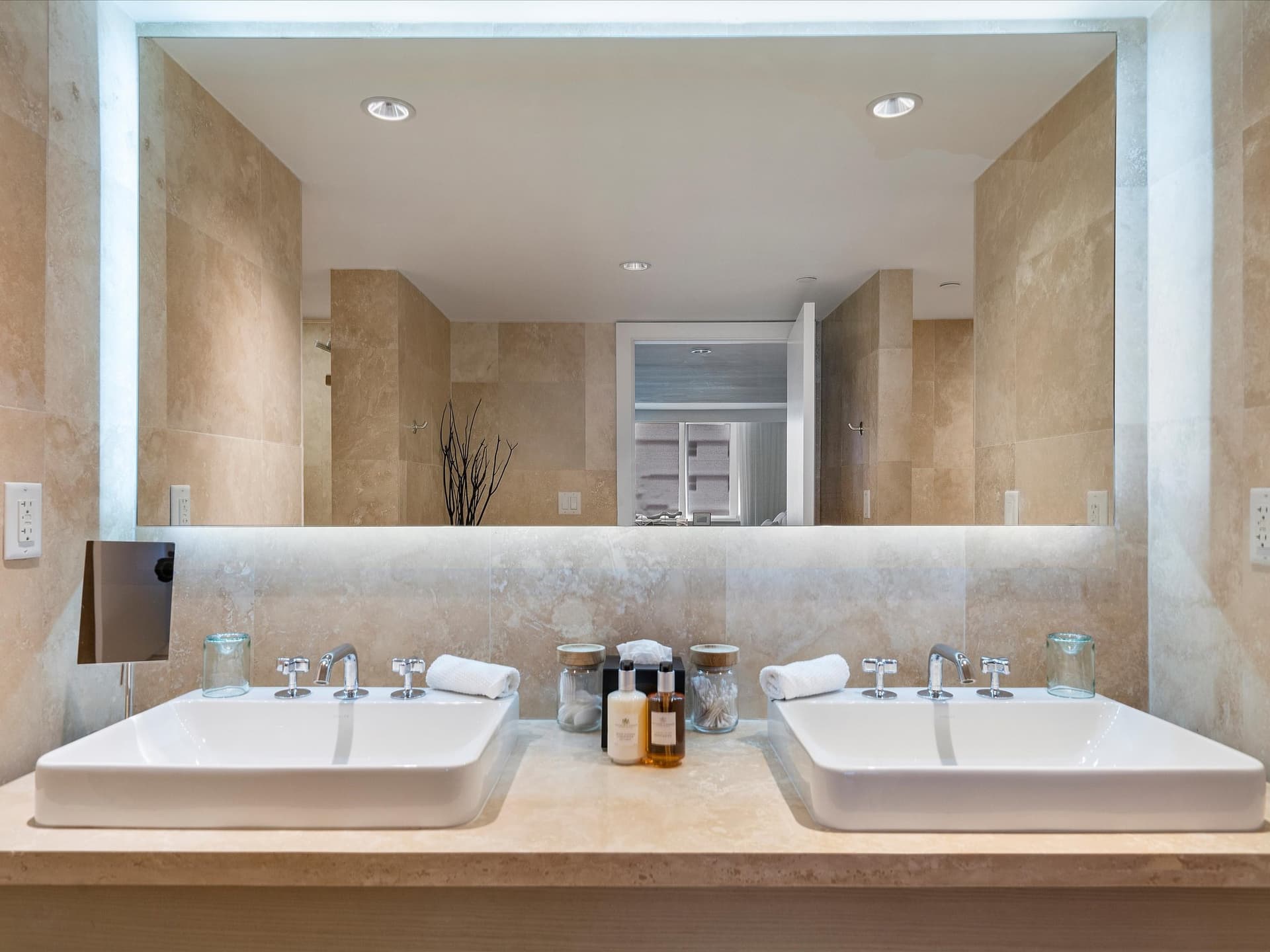 Peaceful Haven - Image 33